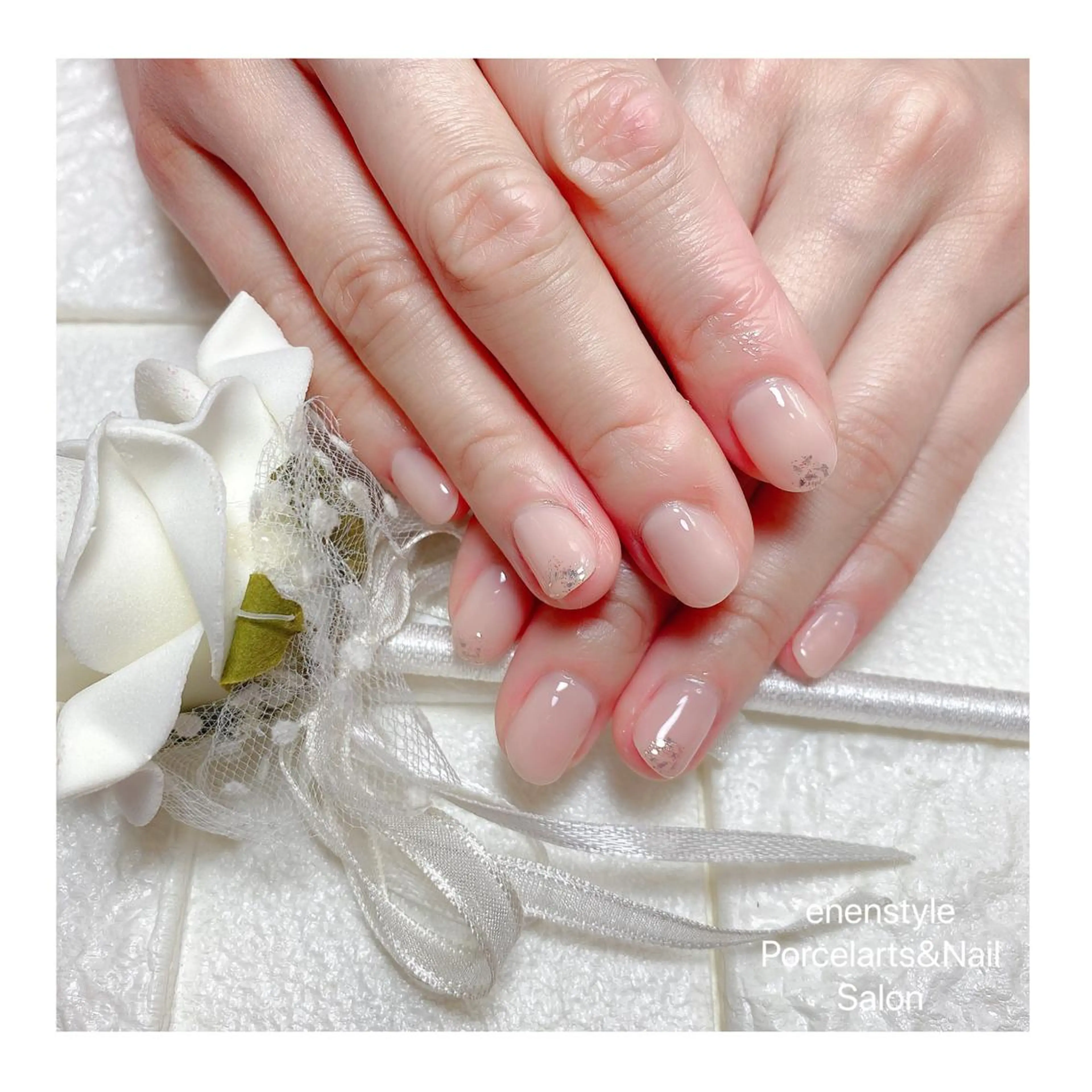 ショート ネイル 👑enen style👑のネイルデザイン