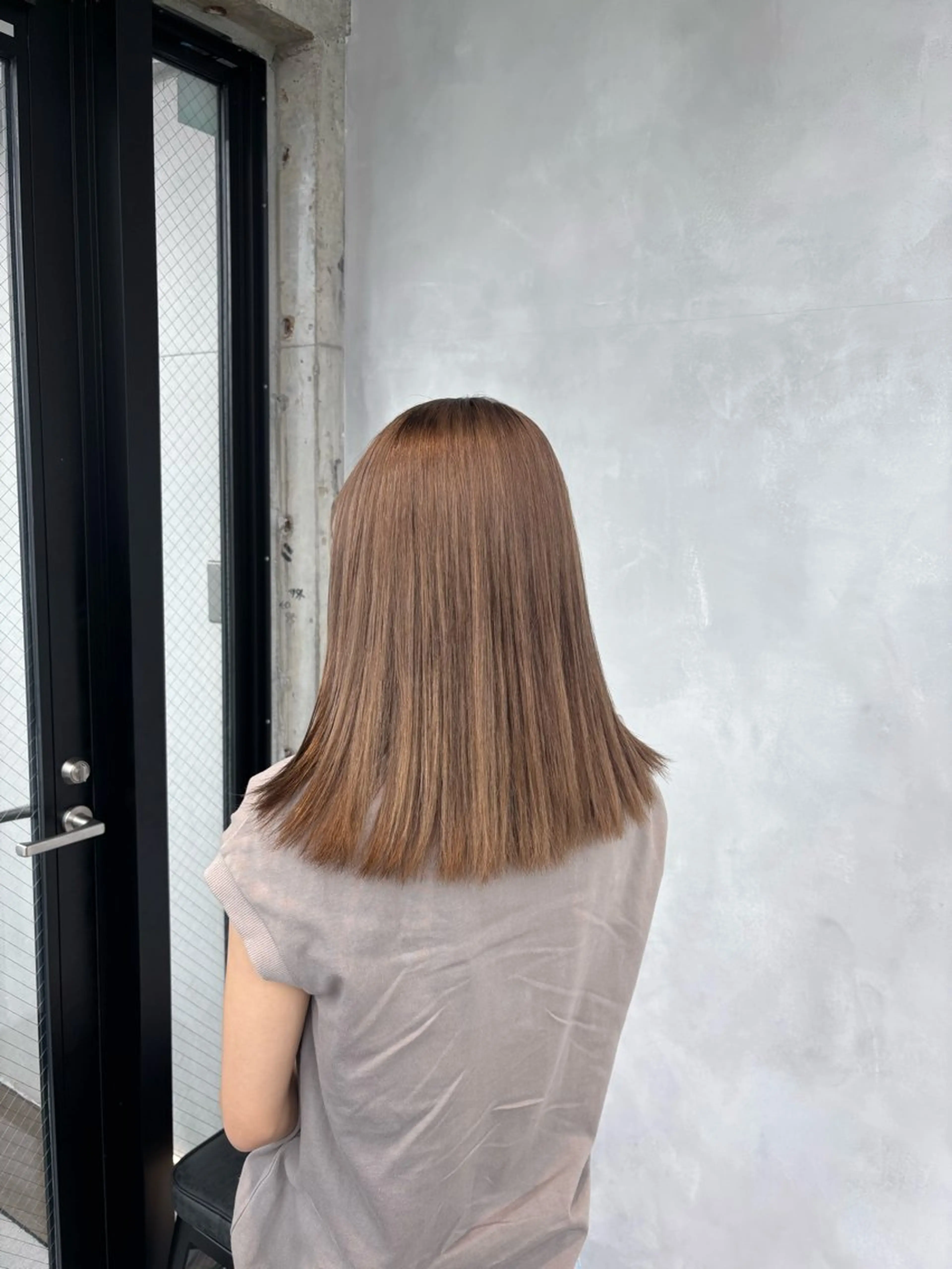 カラー ブリーチ ハイトーンカラー カット ヘアカラー トリートメント 暖色/ハイトーン/ カラー/HBLのヘアスタイル