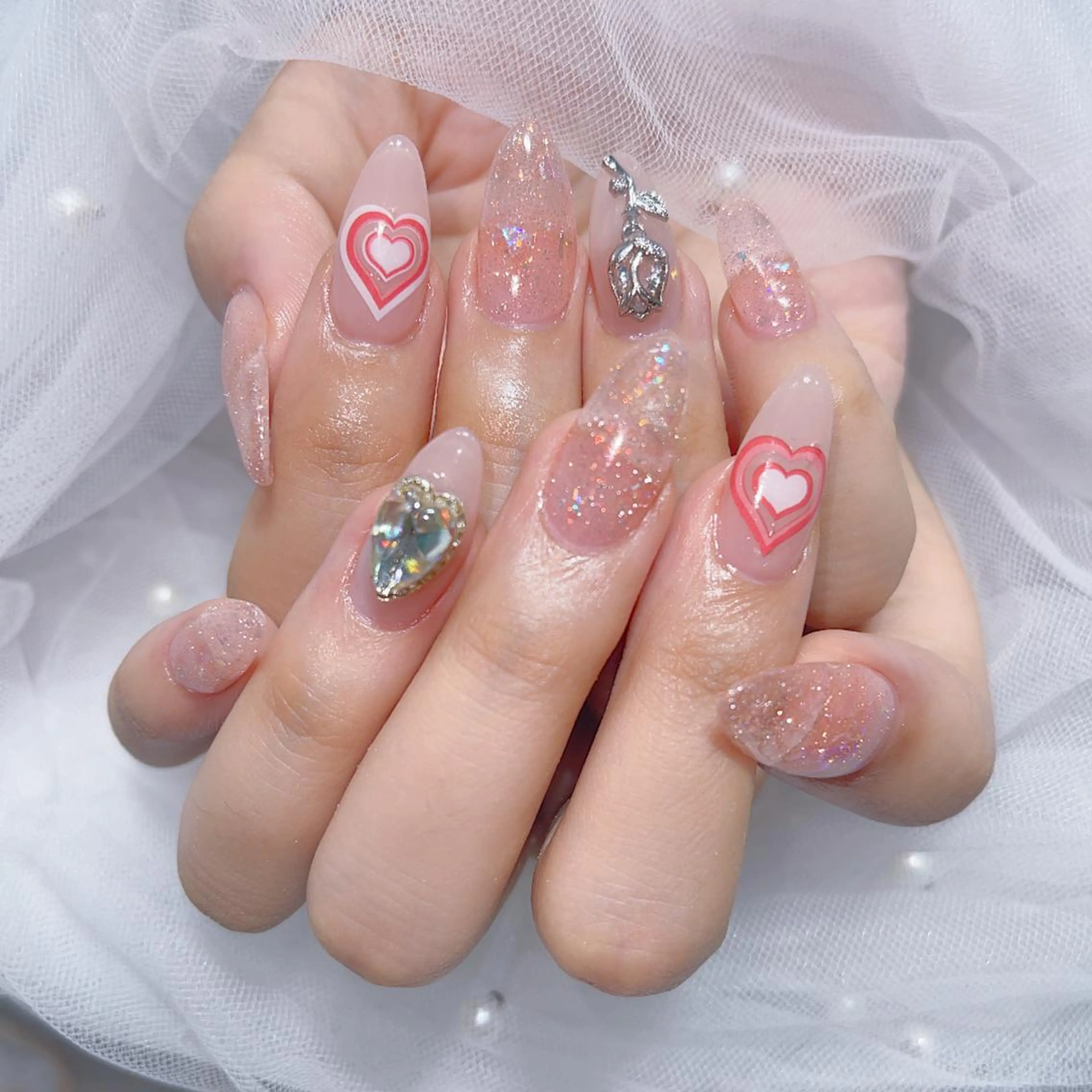 ネイル ハンドネイル Queens ciciのネイルデザイン