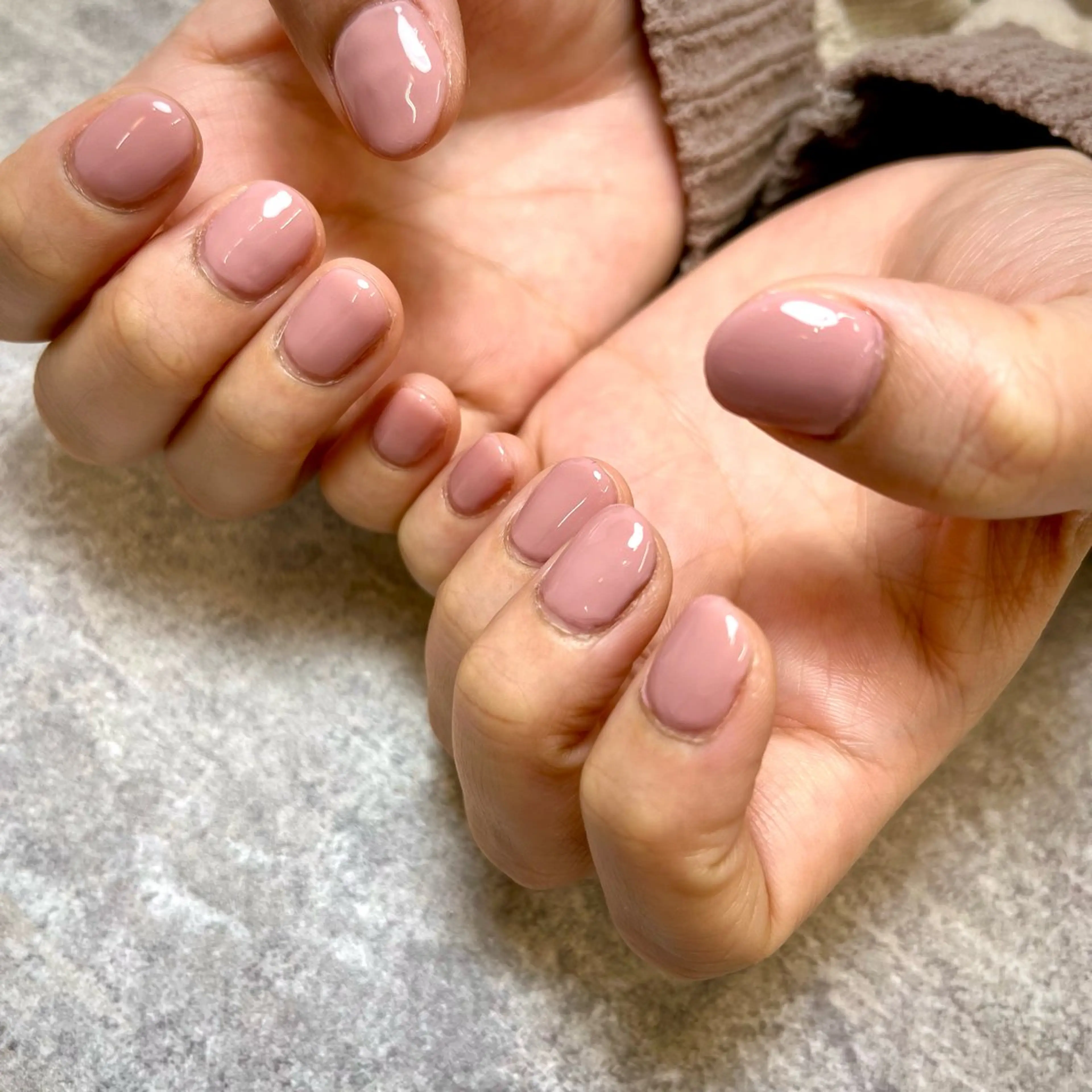 ネイル ワンカラーネイル RINA .のネイルデザイン