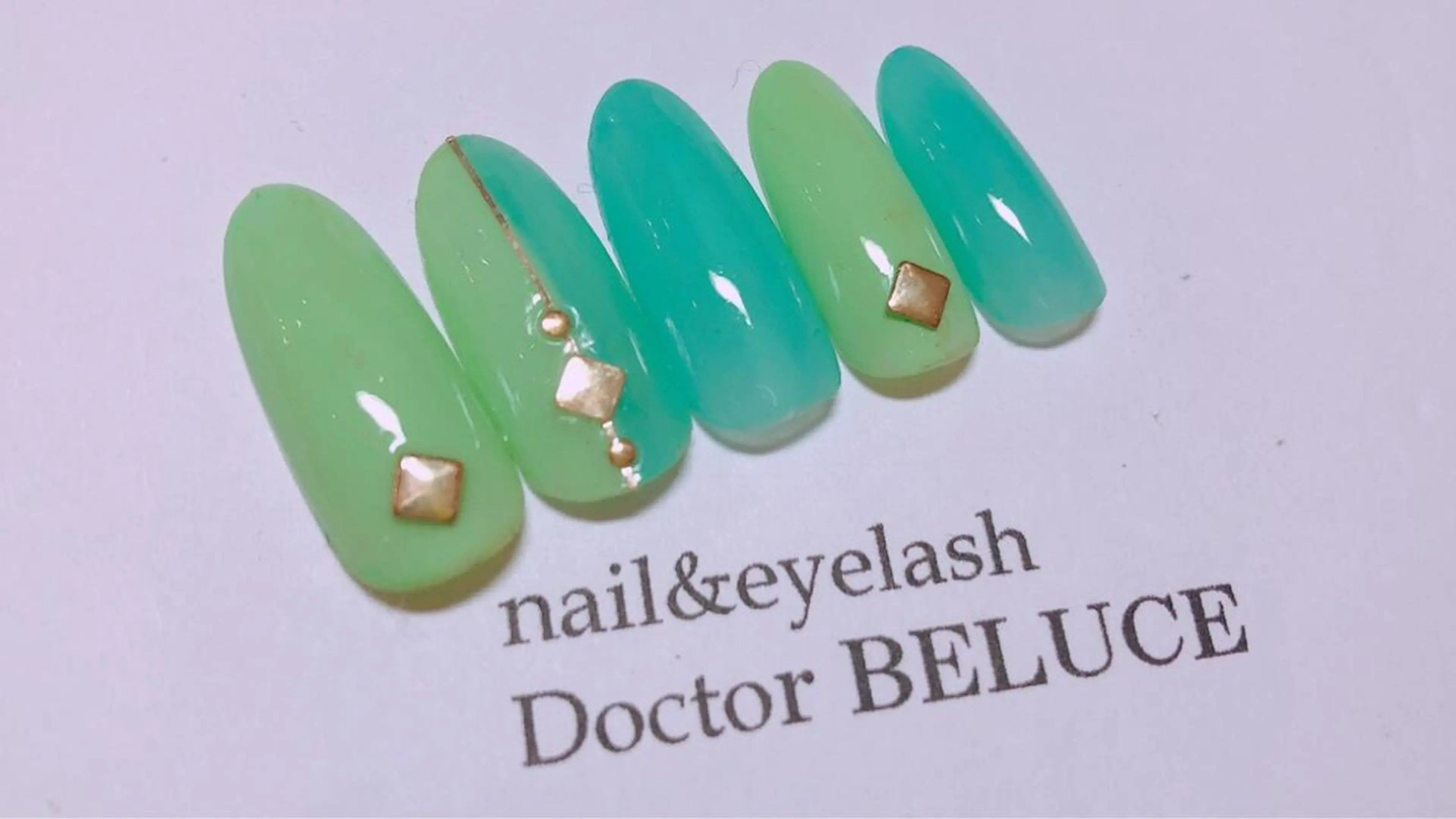 ネイル SINCERELY シンシアリー🌈のネイルデザイン