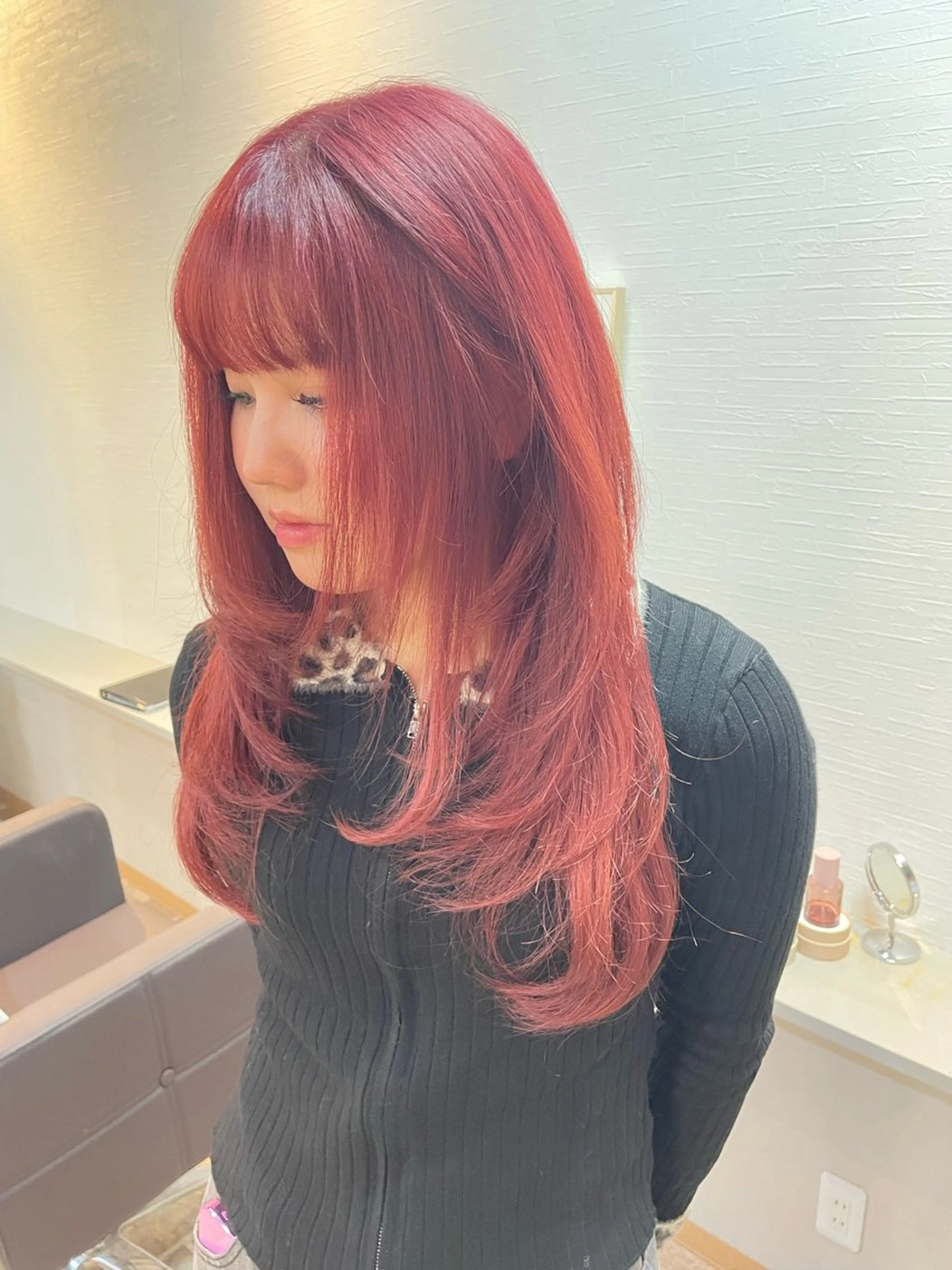 ロング カラー レッドカラー ハイレイヤー レイヤーカット カット ヘアカラー Ammi hair所属・YUI/ ブリーチカラー🌷のヘアスタイル