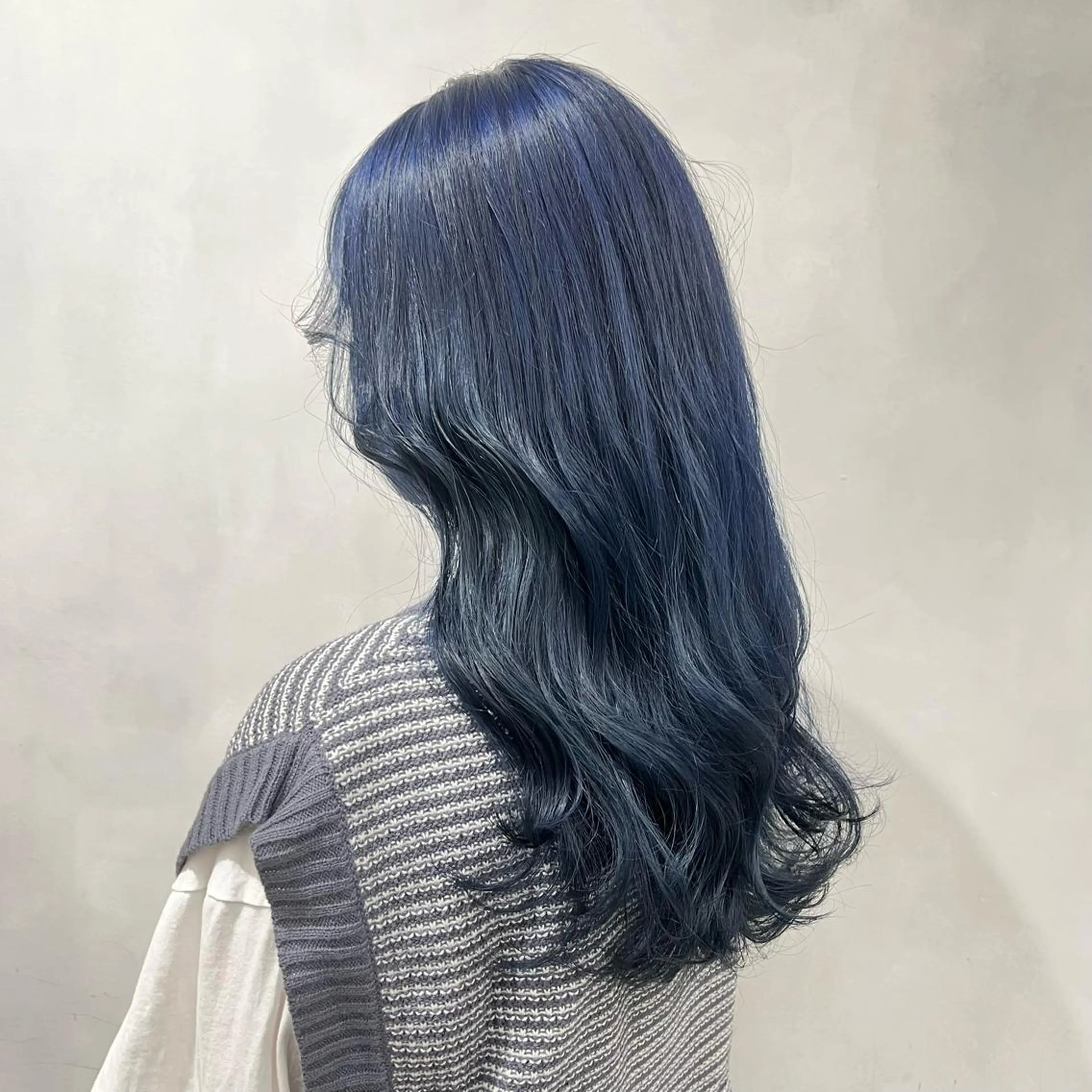 ロング カラー ヘアカラー 🩵ブリーチカラー 🐈MIORI🩵のヘアスタイル