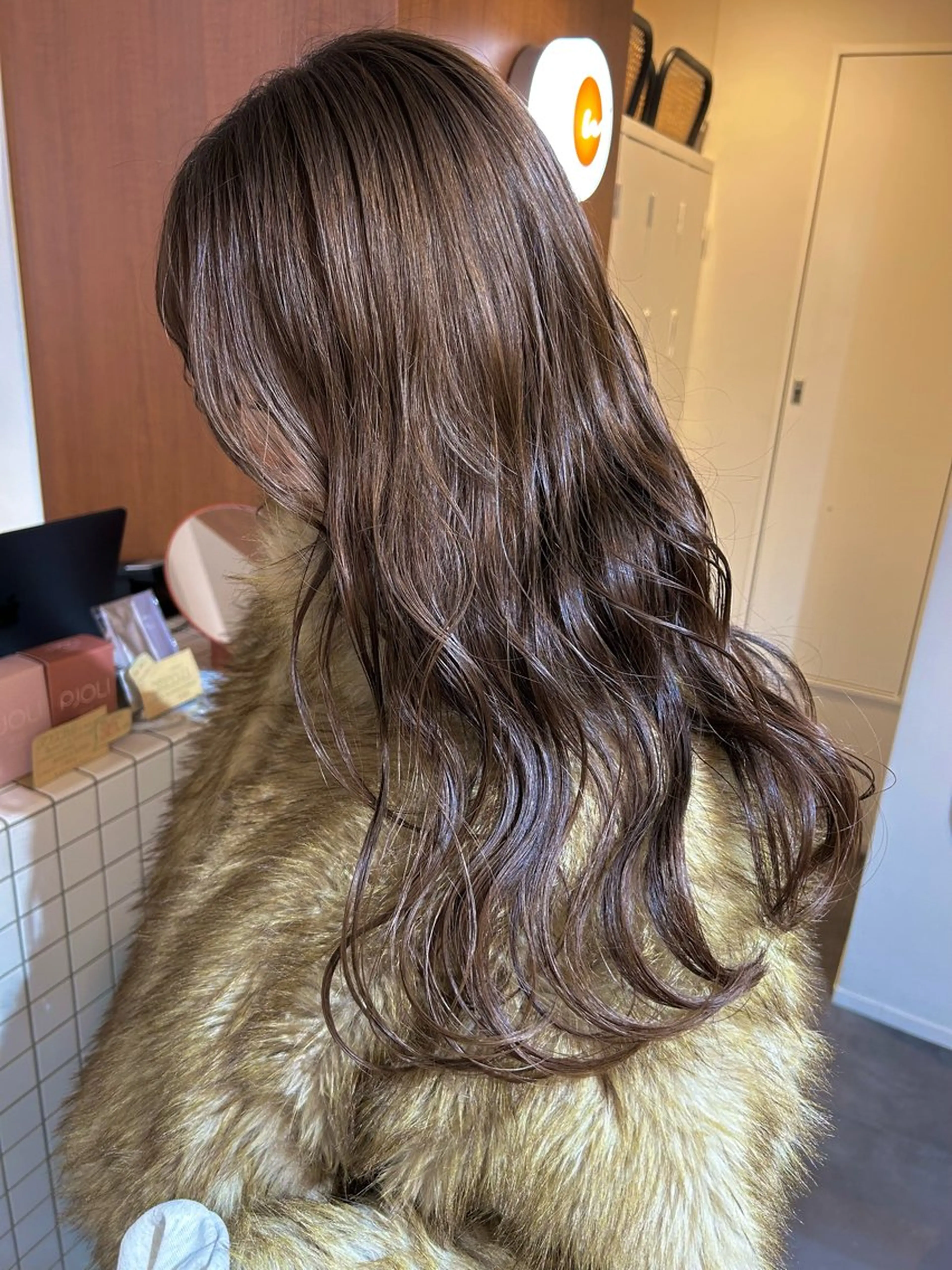 ロング 小林 朋花のヘアスタイル