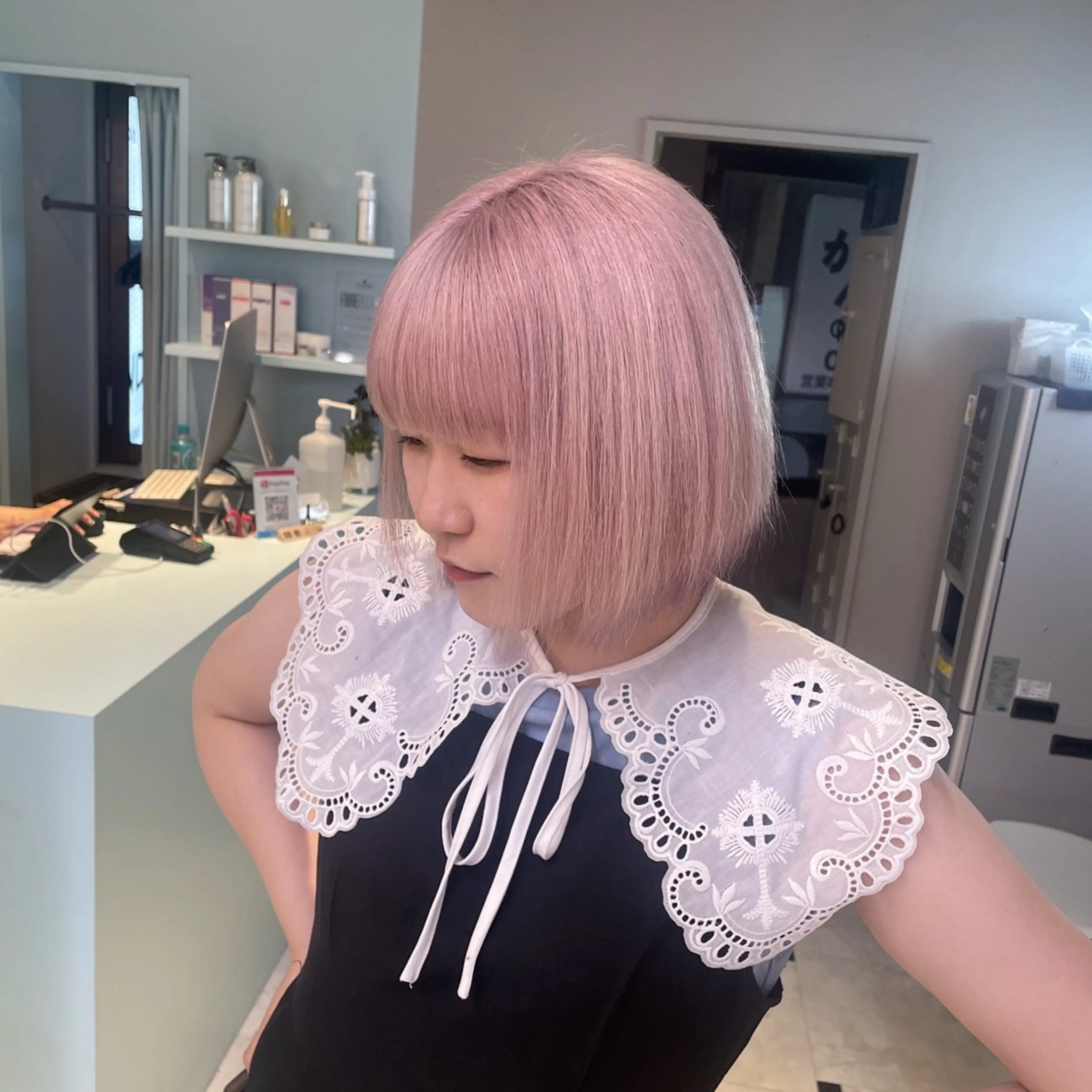 ミディアム カット ヘアカラー トリートメント 顔周りレイヤー/新宿 /モテ艶カラー/航介のヘアスタイル