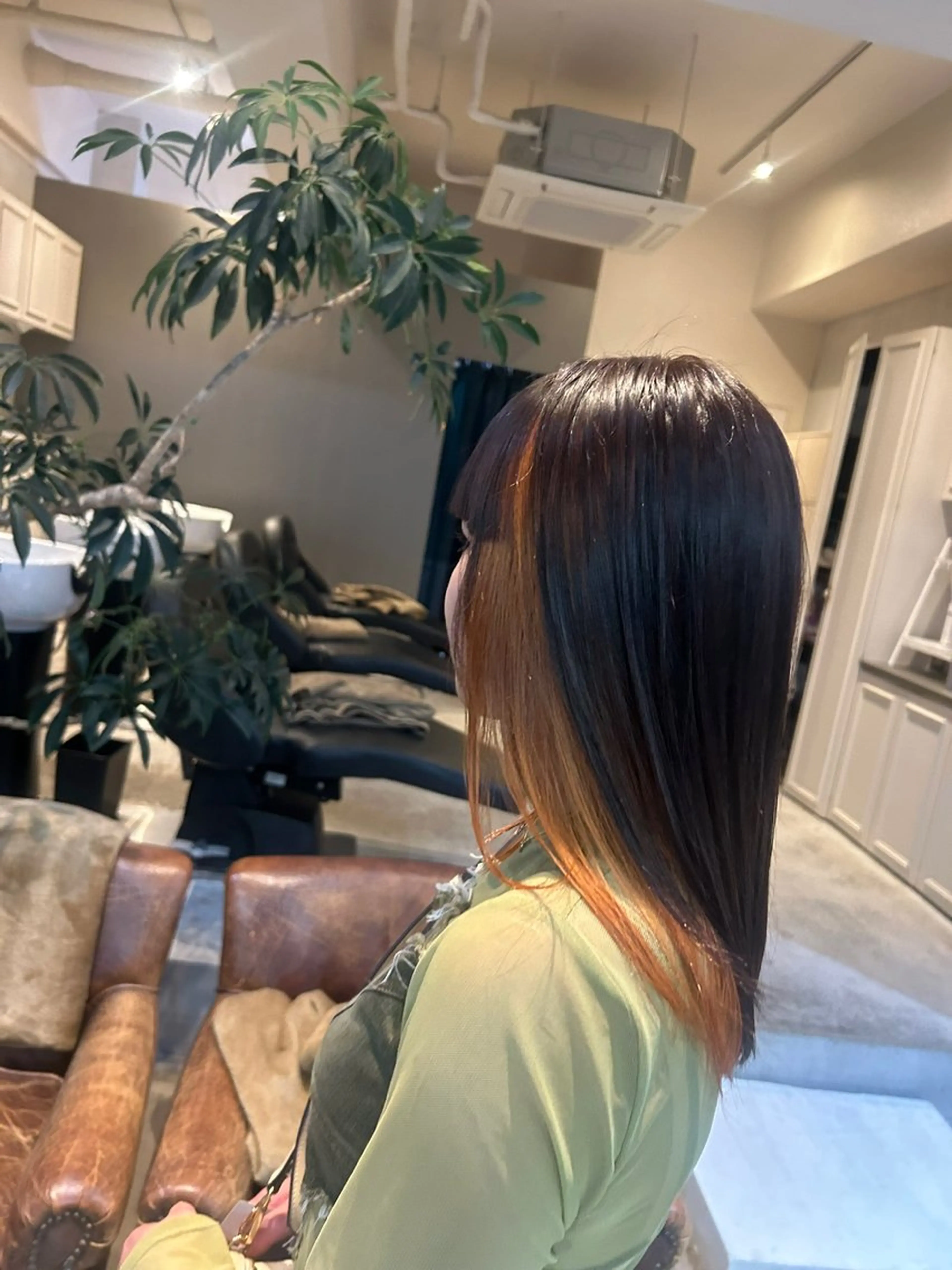 ミディアム ヘアカラー 髪質改善×ハイトーン レイヤー天神美容室のヘアスタイル