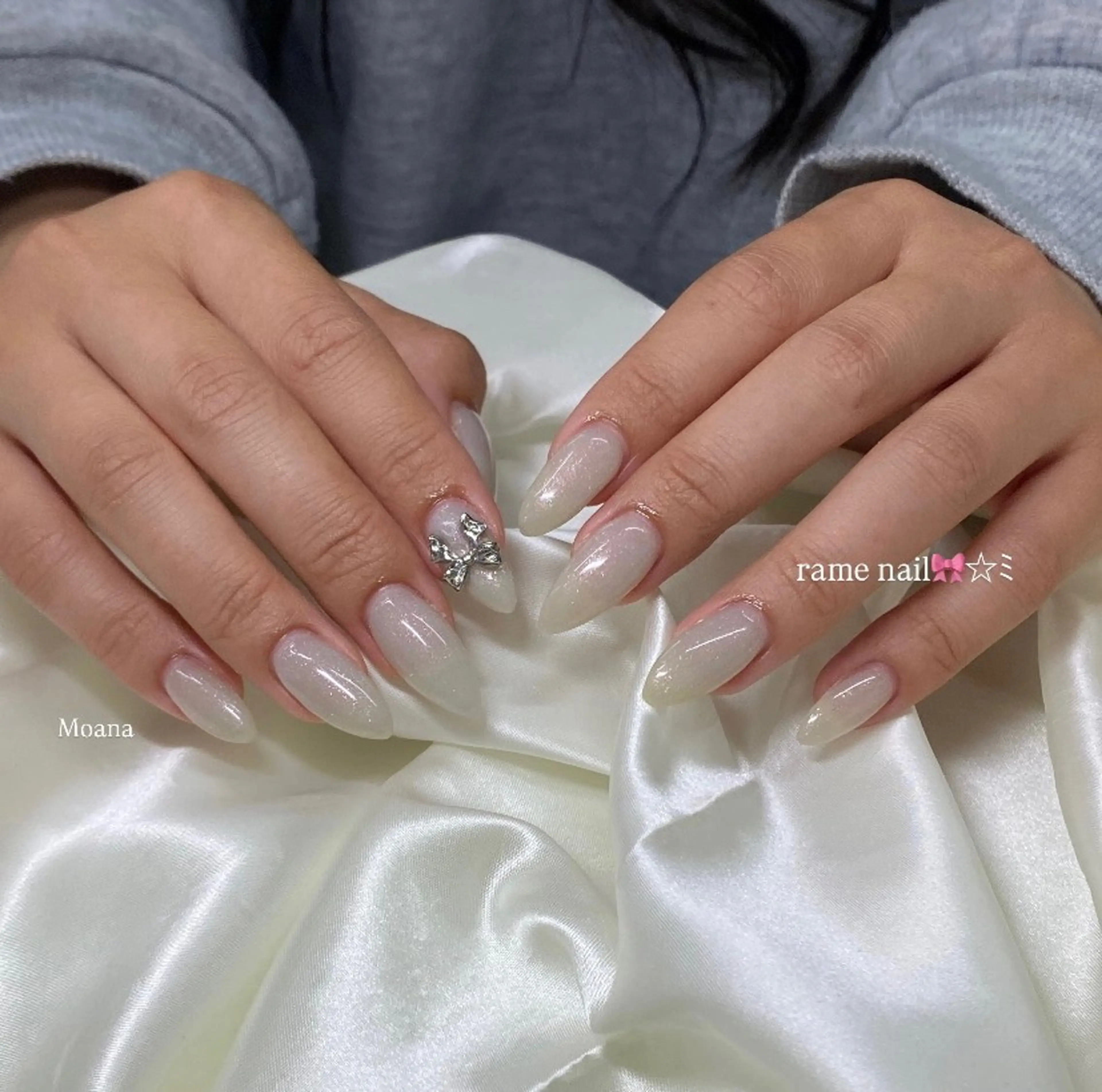 ネイル 韓国ネイル ラメ(グリッター) ワンカラーネイル リボン 春ネイル ハンドネイル MoanaNail Manamiのネイルデザイン