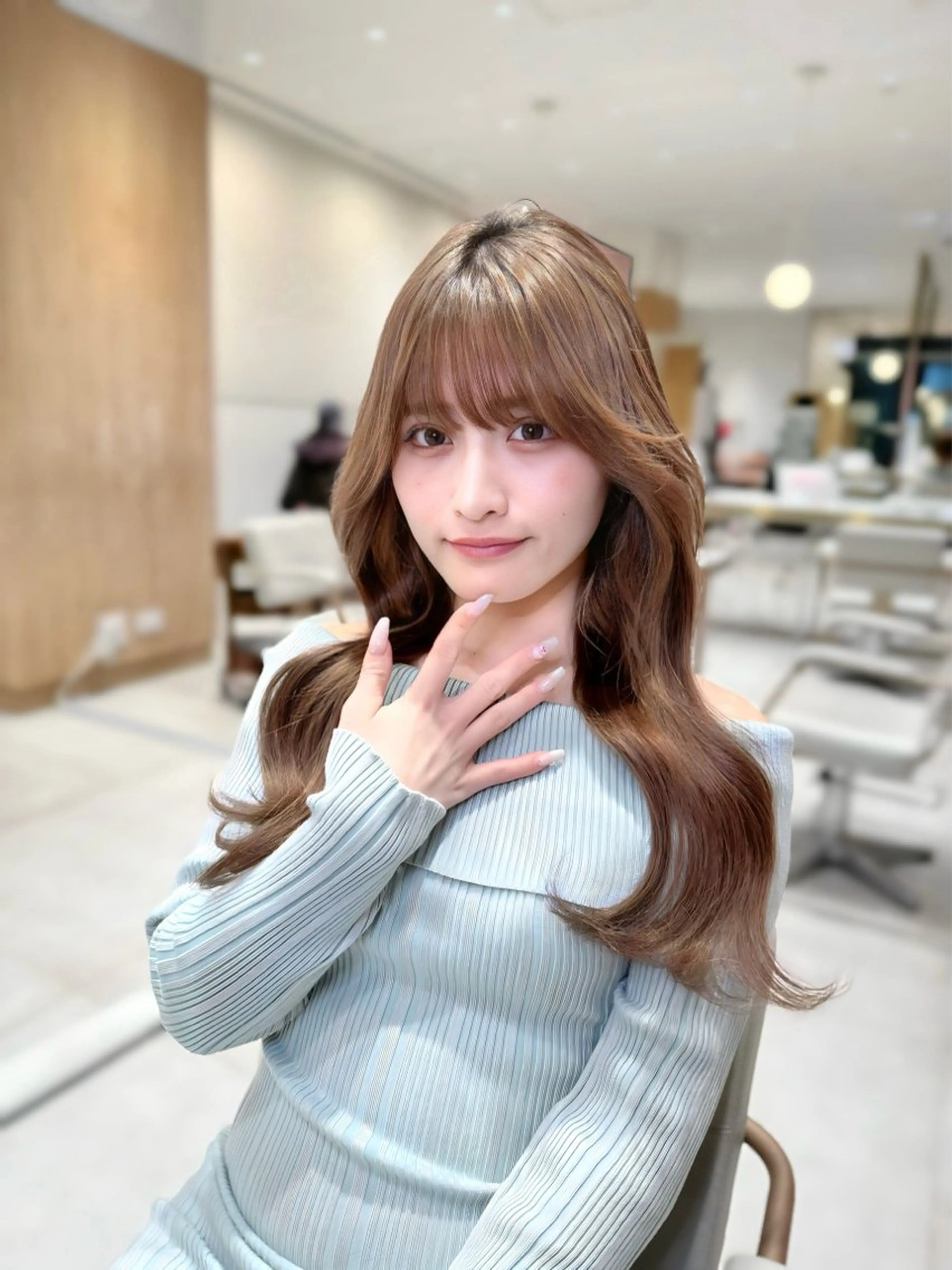 セミロング カラー カット ヘアカラー トリートメント ヘッドスパ ヘアセット 韓国ヘア/レイヤー/ 顔まわり/りょーとのヘアスタイル