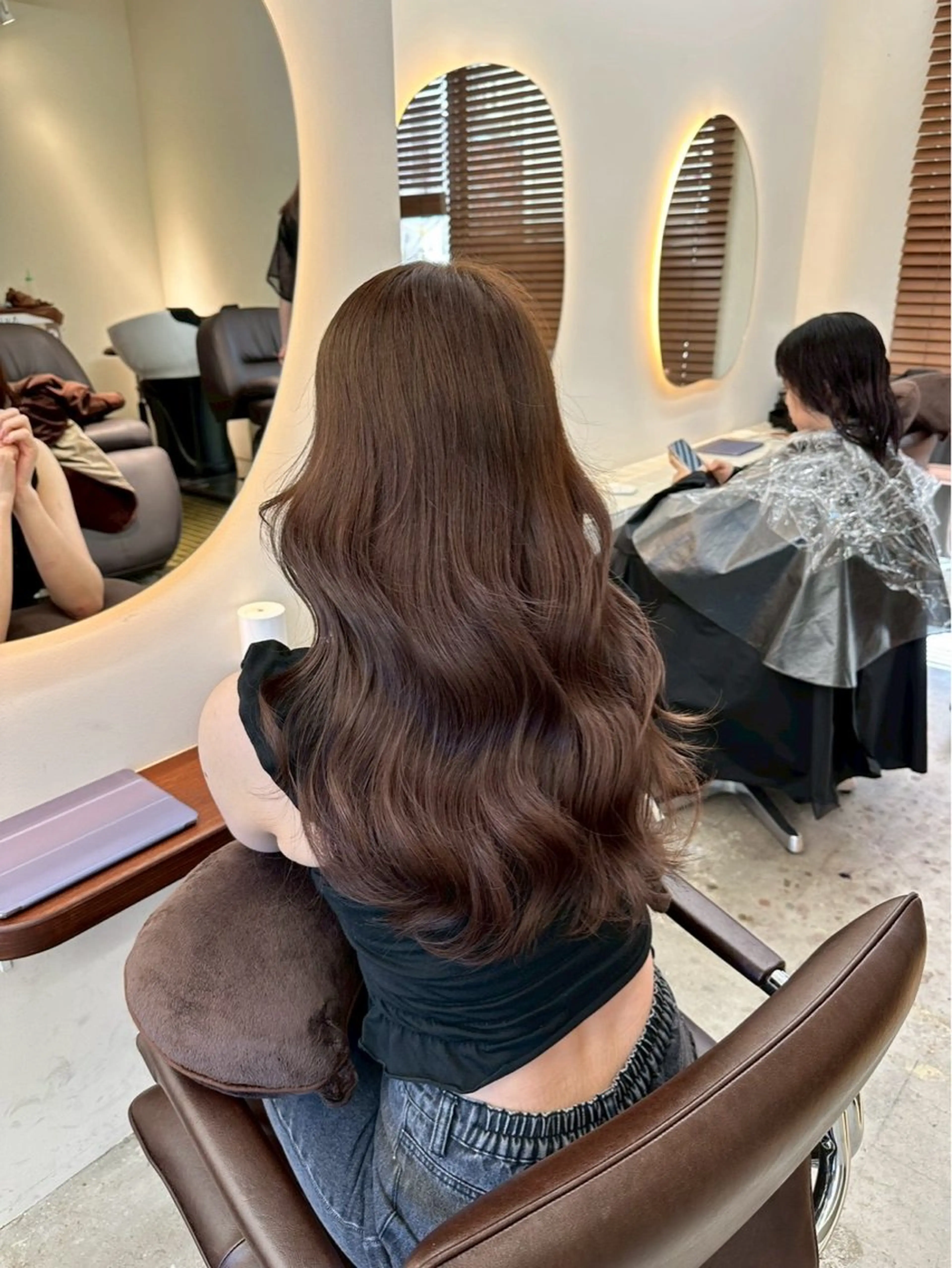 ブリーチ+艶カラー＋aujua1STEPトリートメントの写真