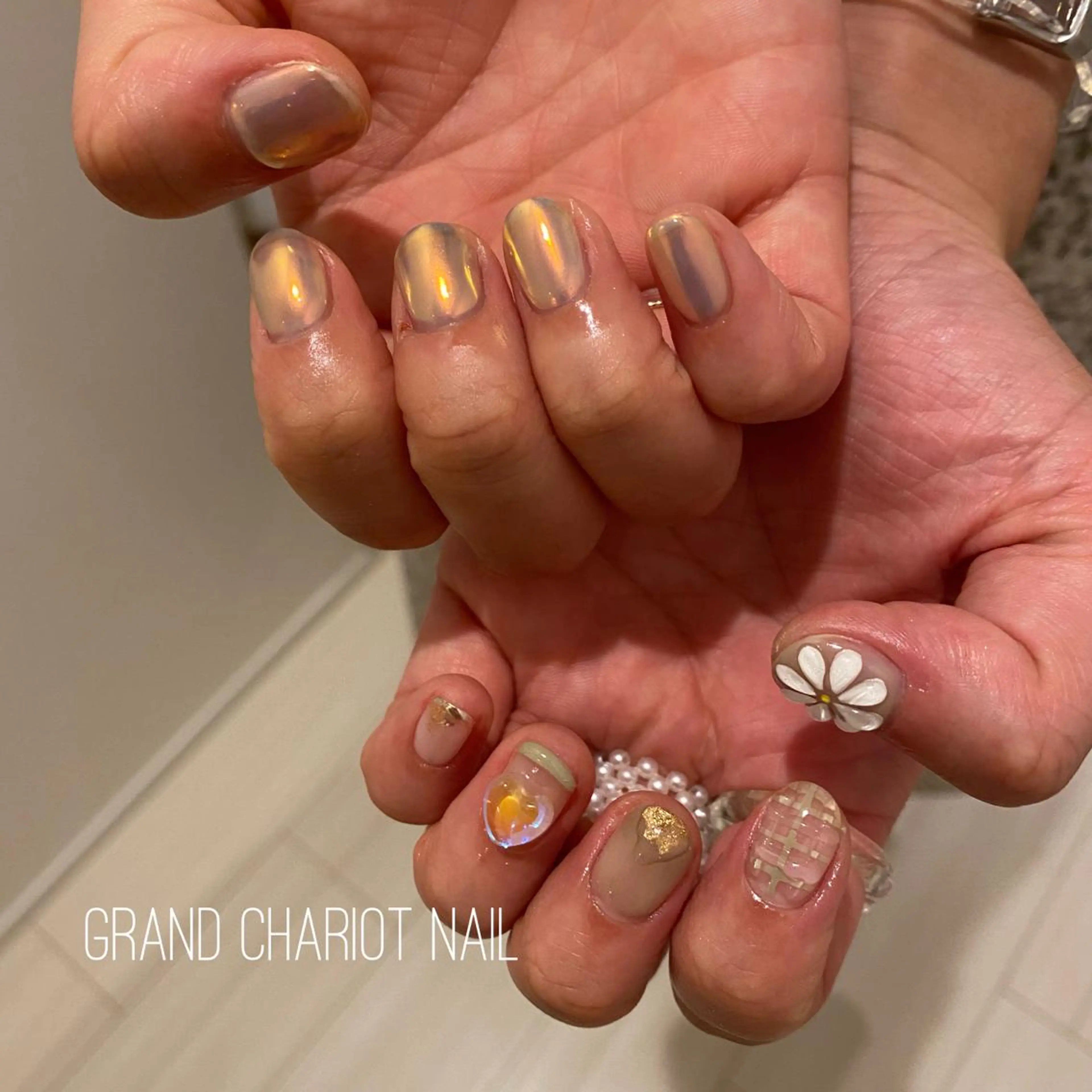 ネイル NORA nail UMEDA MAIのネイルデザイン