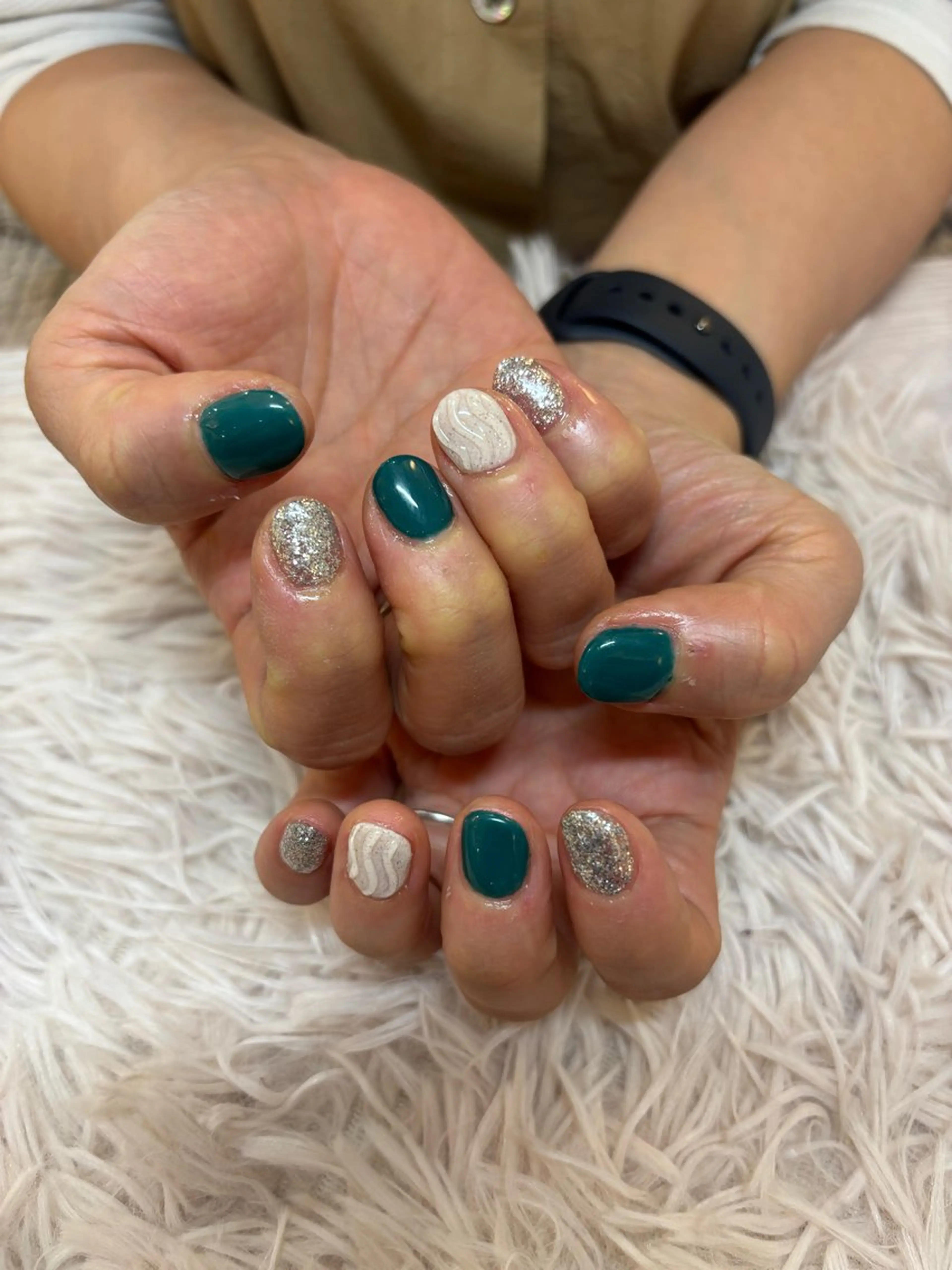 ネイル 伊藤 いちごのネイルデザイン