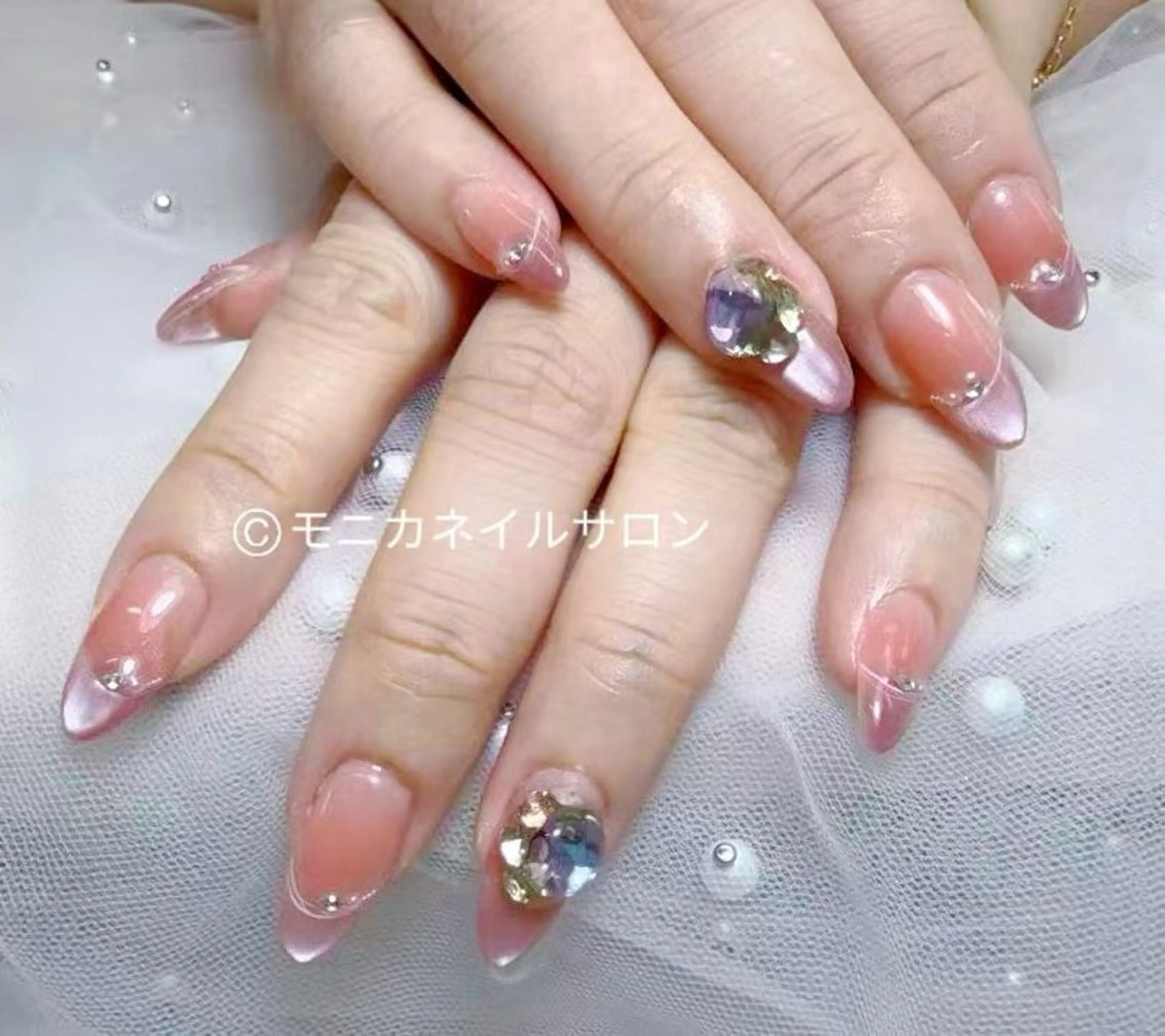 ネイル 小島 阿佑美のネイルデザイン