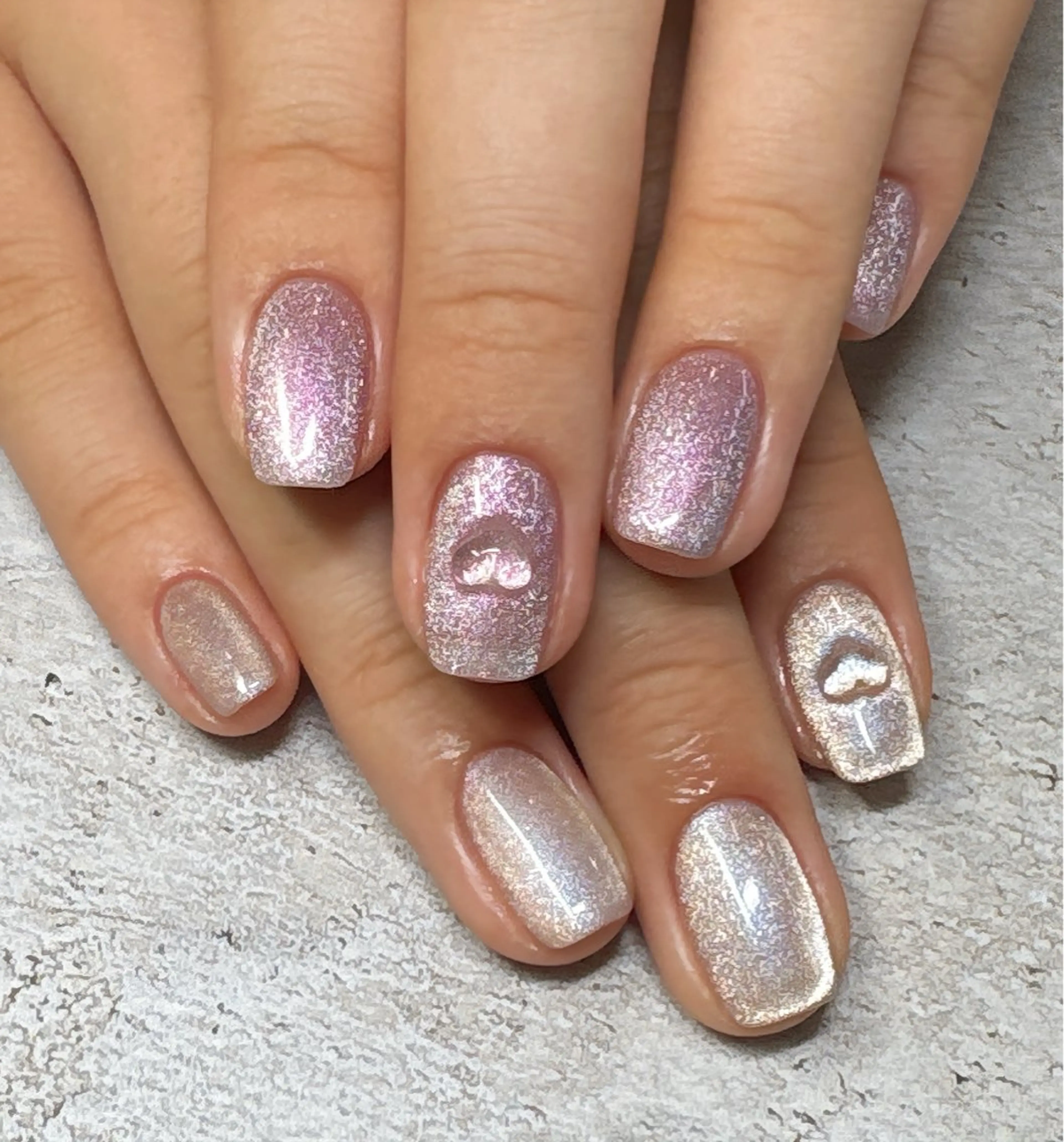 ネイル マグネットネイル 持ち込み ワンカラーネイル シンプルネイル 吉田  （ネイリスト）のネイルデザイン