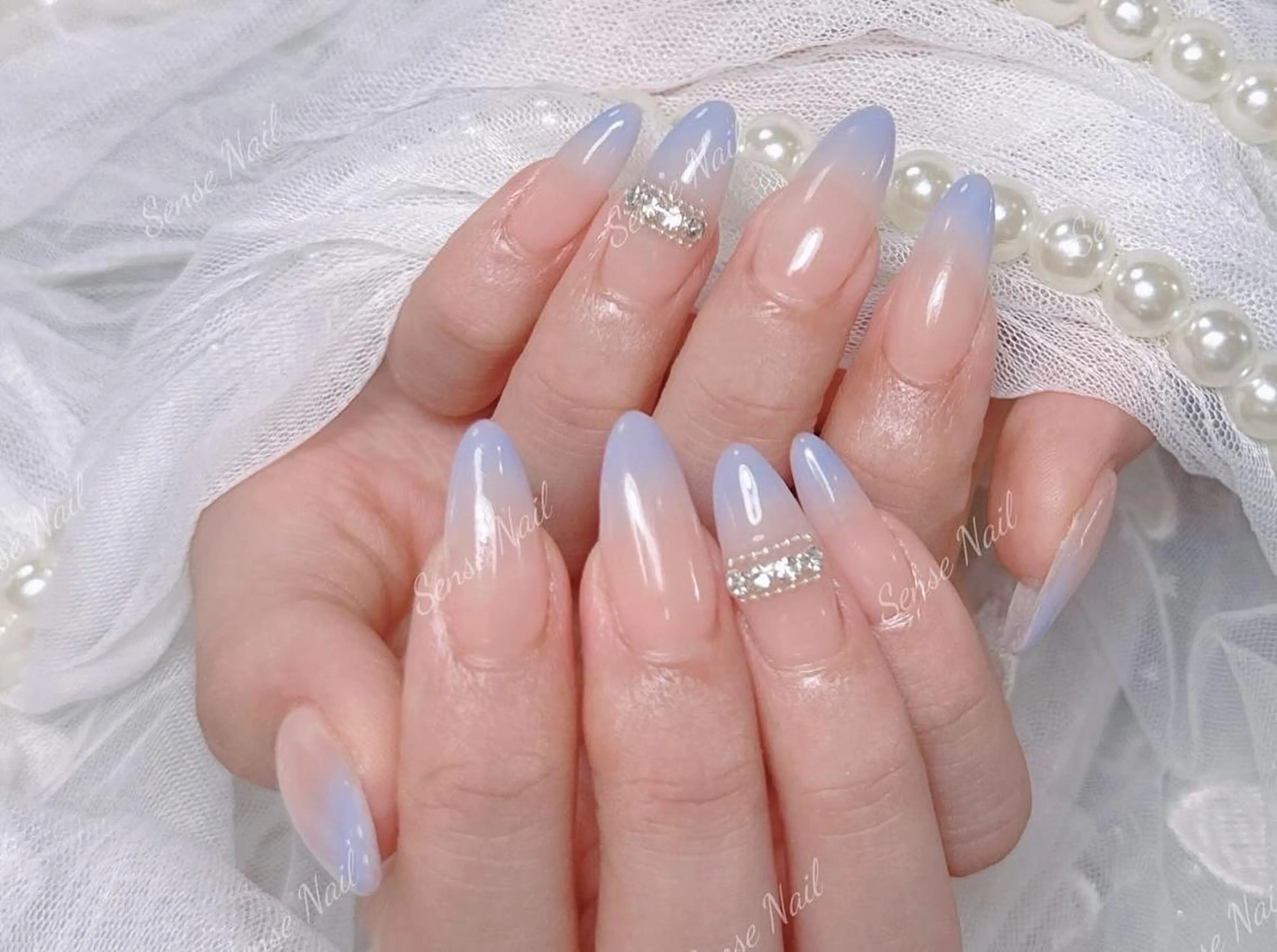 ネイル ハンドネイル ハンドケア Queening 🦋のネイルデザイン