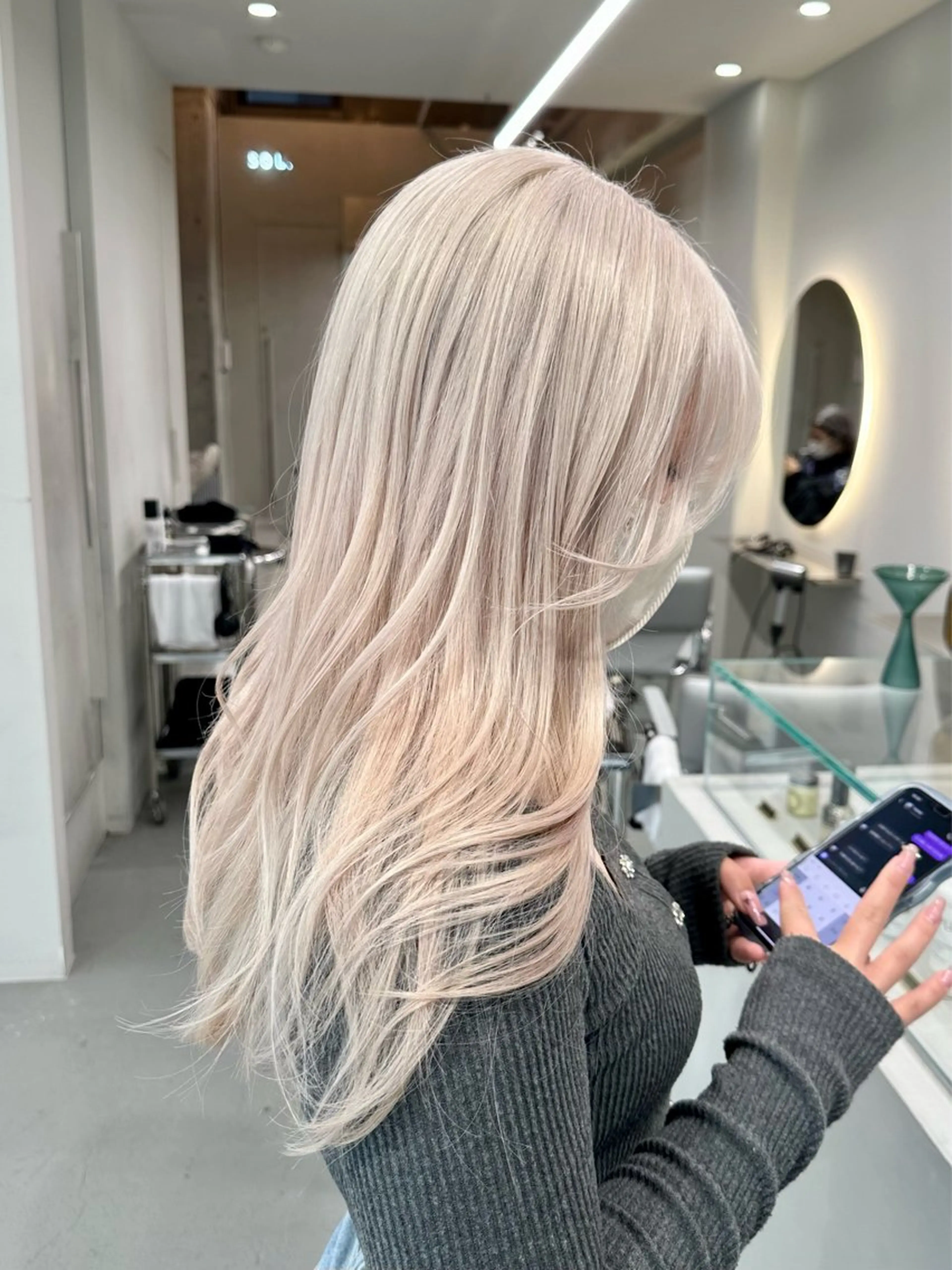 ロング カラー ヘアアレンジ ヘアカラー 原宿・デザインカラー YUI🤍ྀིのヘアスタイル