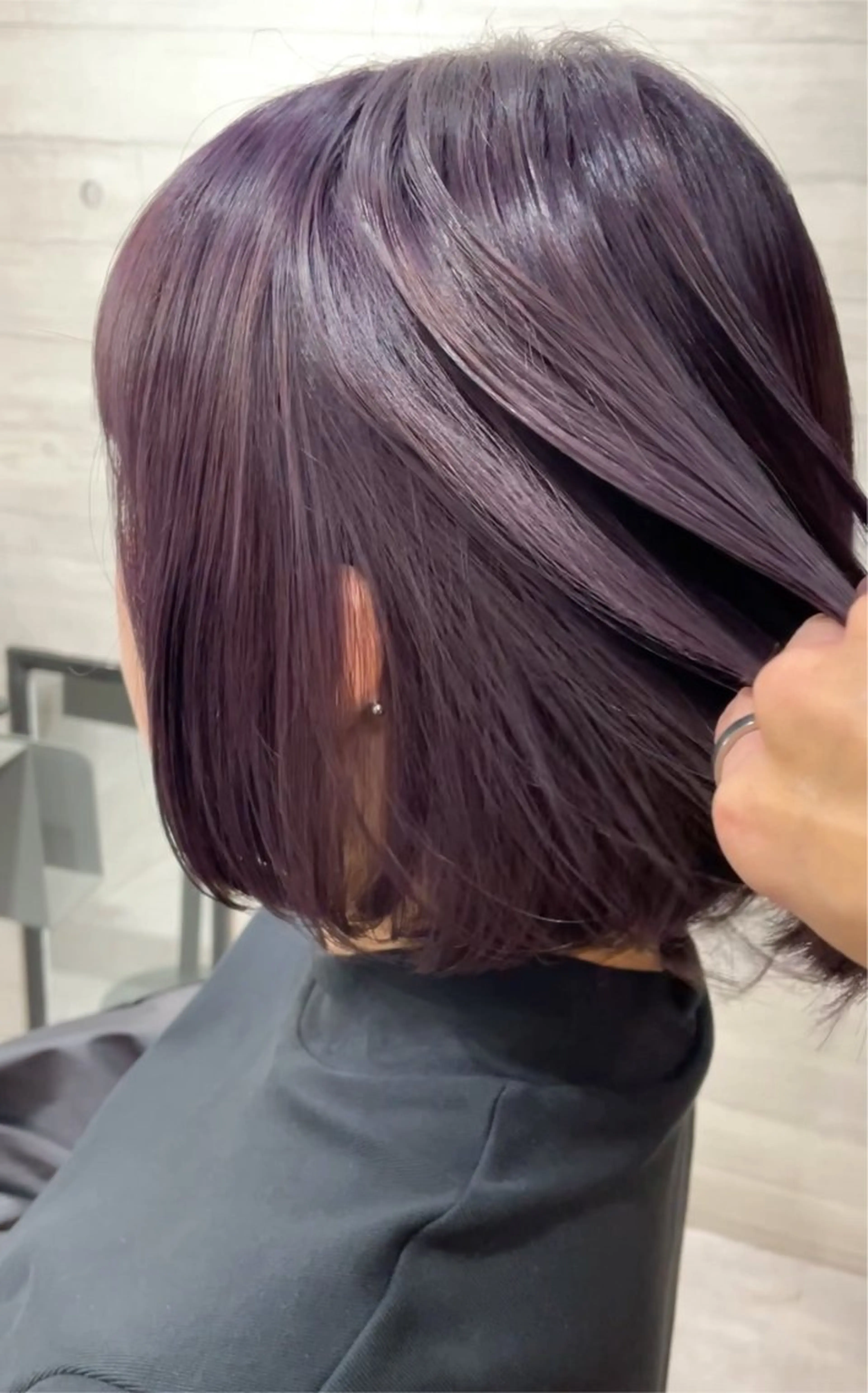 ショート カラー ブリーチ ラベンダーカラー 西川 賢一のヘアスタイル