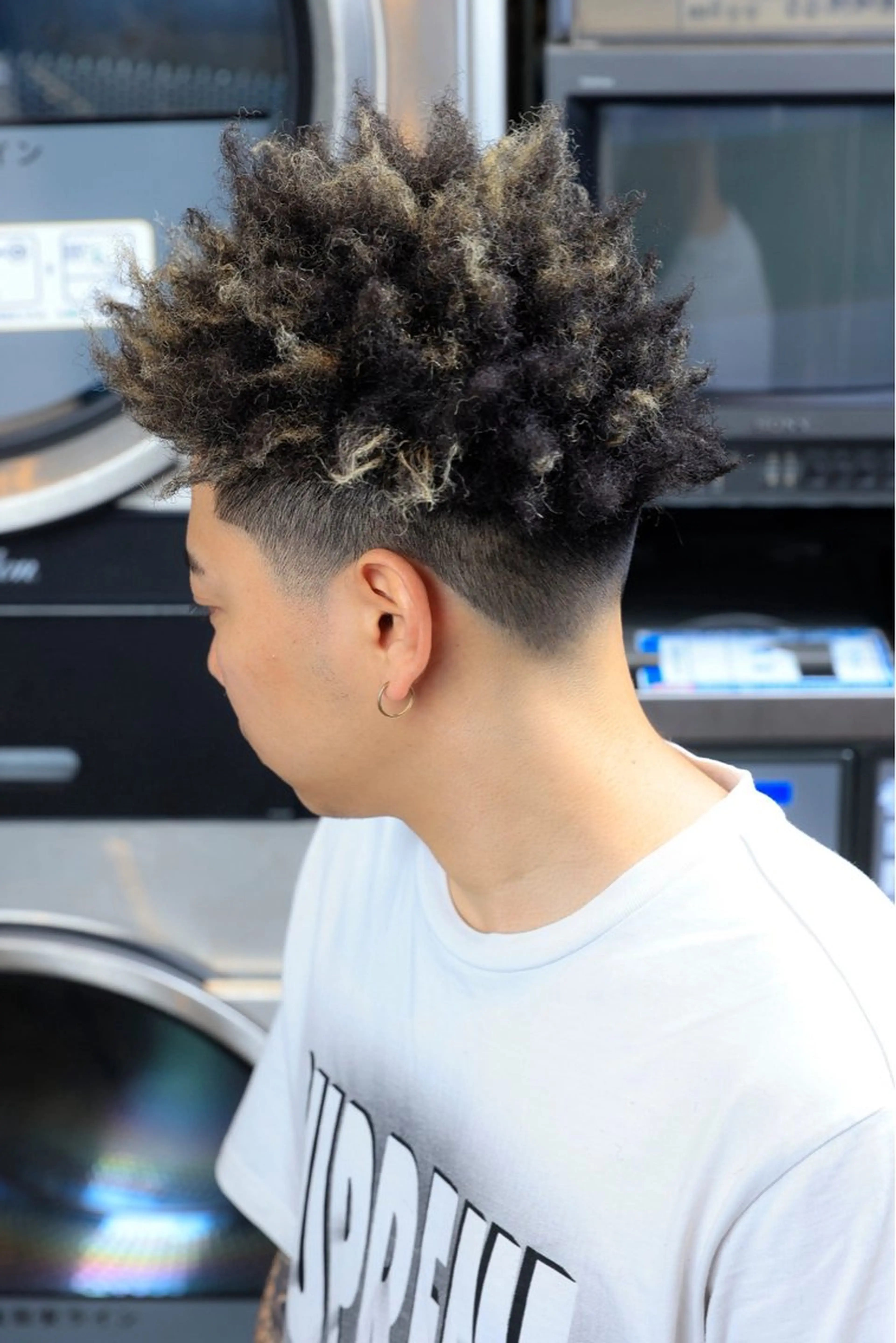 パーマ メンズ フェードカット メンズパーマ 古橋 卓弥のヘアスタイル