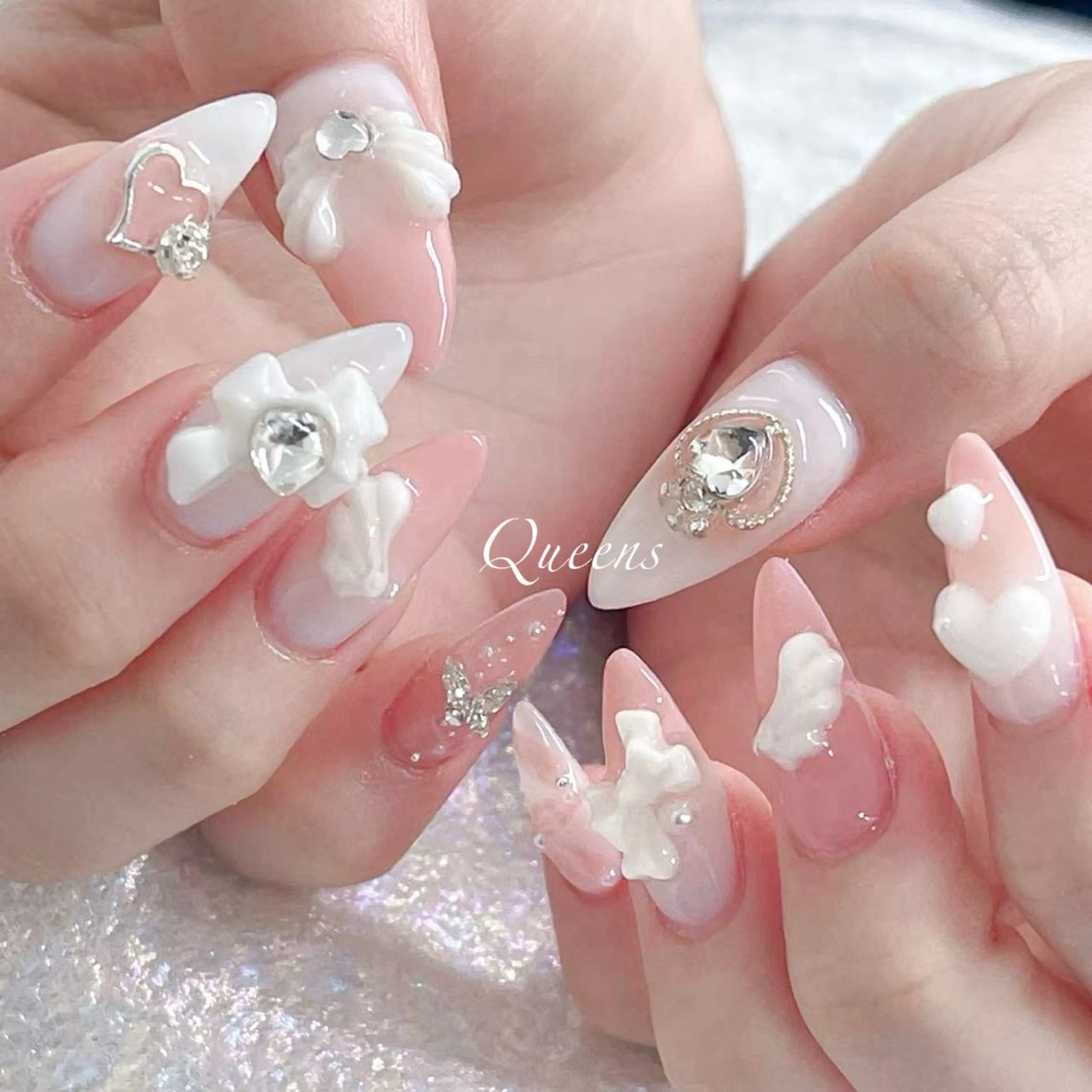 ネイル ハンドネイル Queens 新宿本店のネイルデザイン