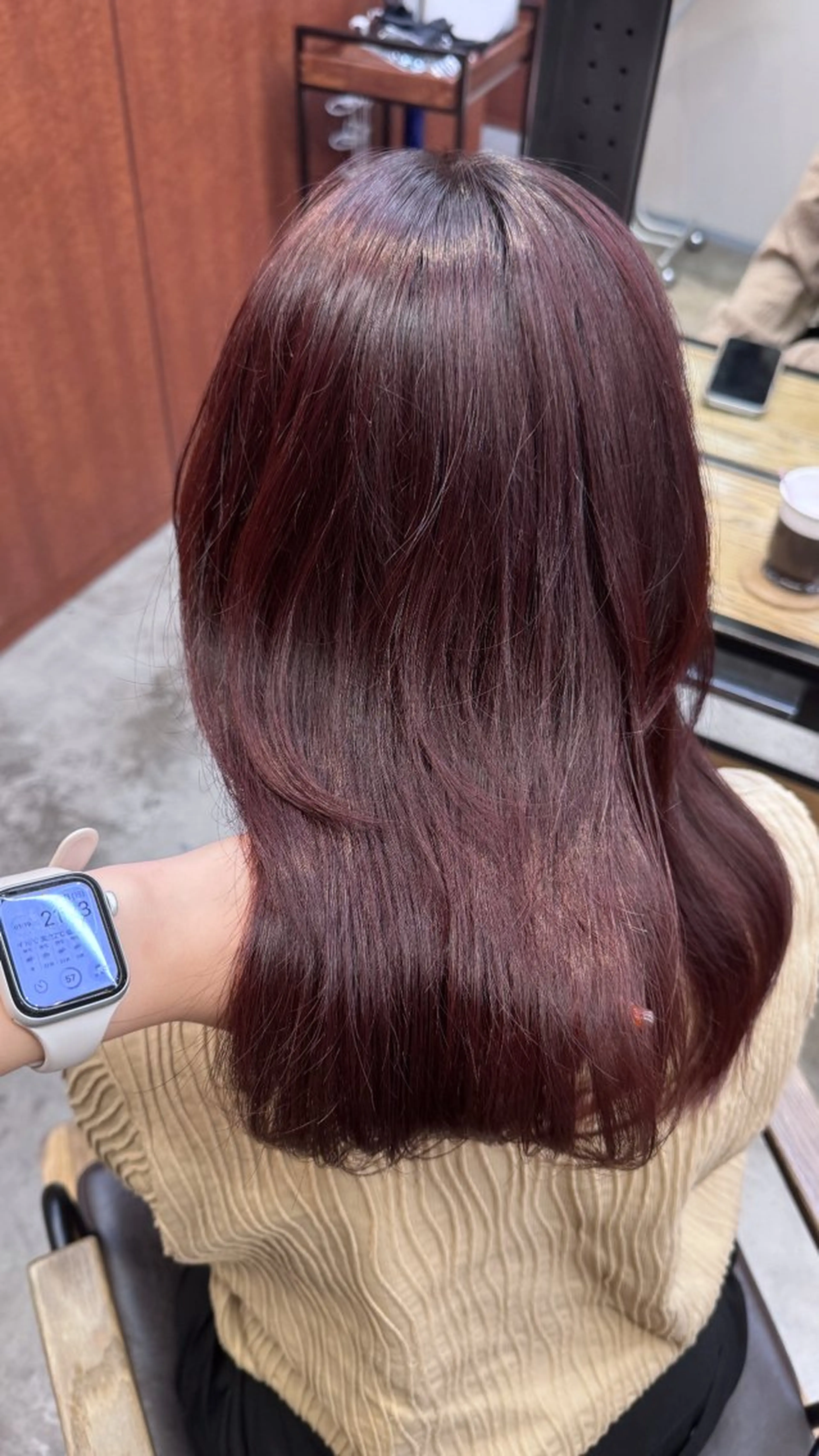 カラー レッドカラー ハイトーン縮毛/縮毛 なーな🎀🤍のヘアスタイル