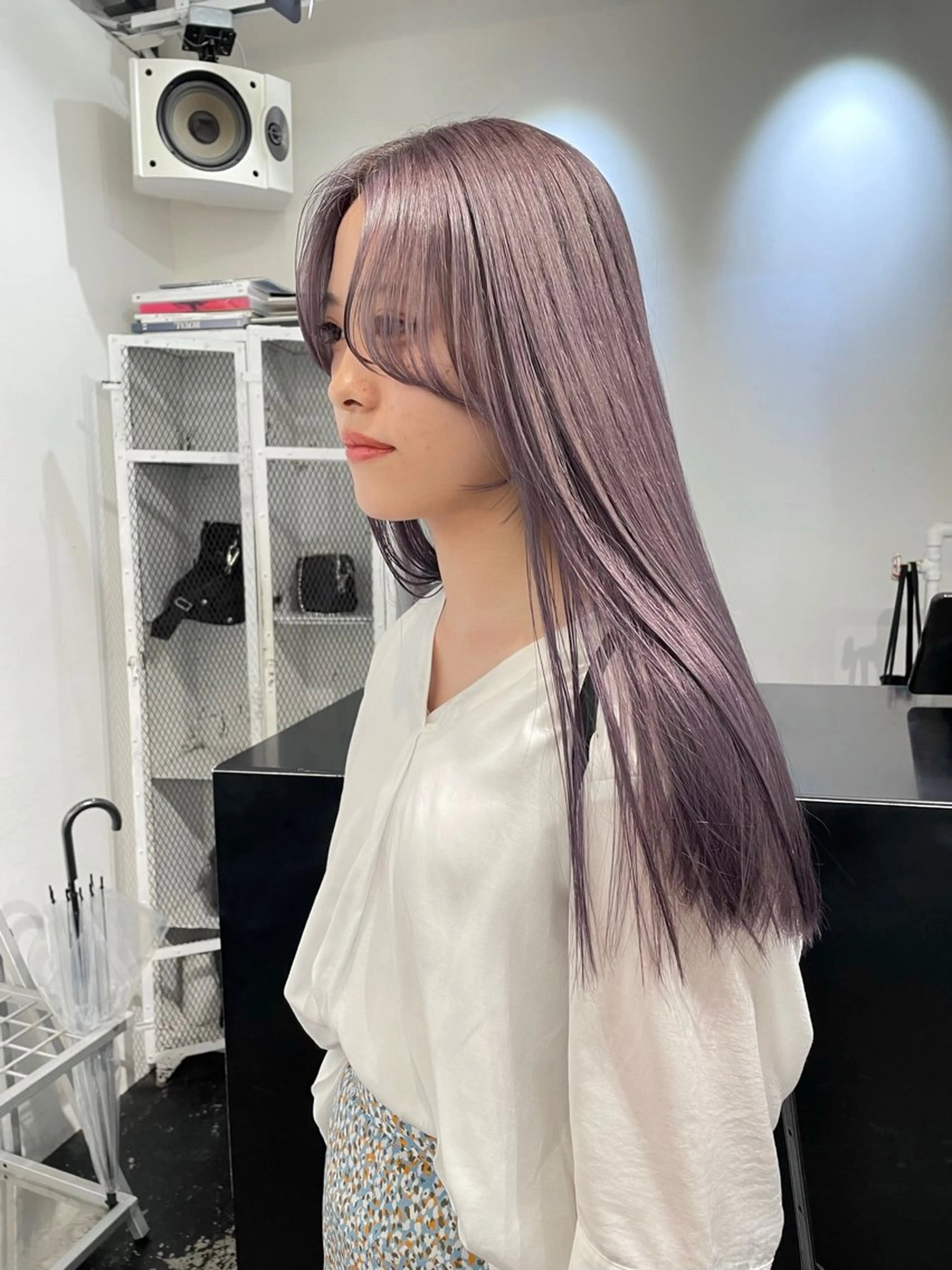 ロング カラー ヘアアレンジ ブリーチ グレージュ ラベンダーカラー ラベンダーグレージュ ラベンダーグレー カット ヘアカラー トリートメント 艶ハイトーン/ヘア アレンジAYAKAのヘアスタイル