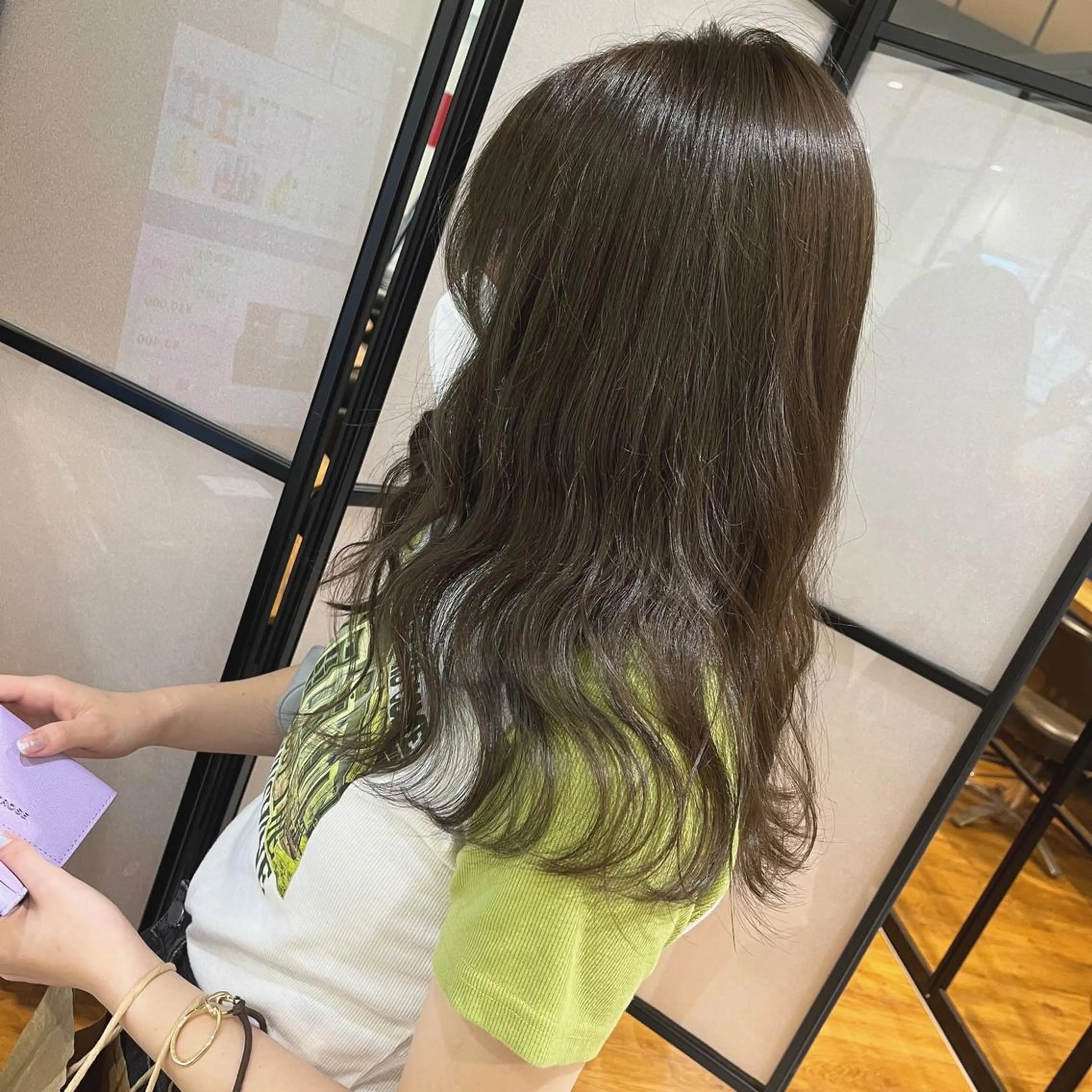 セミロング カラー グレージュ オリーブグレージュ オリーブグレー lien ヒジリのヘアスタイル