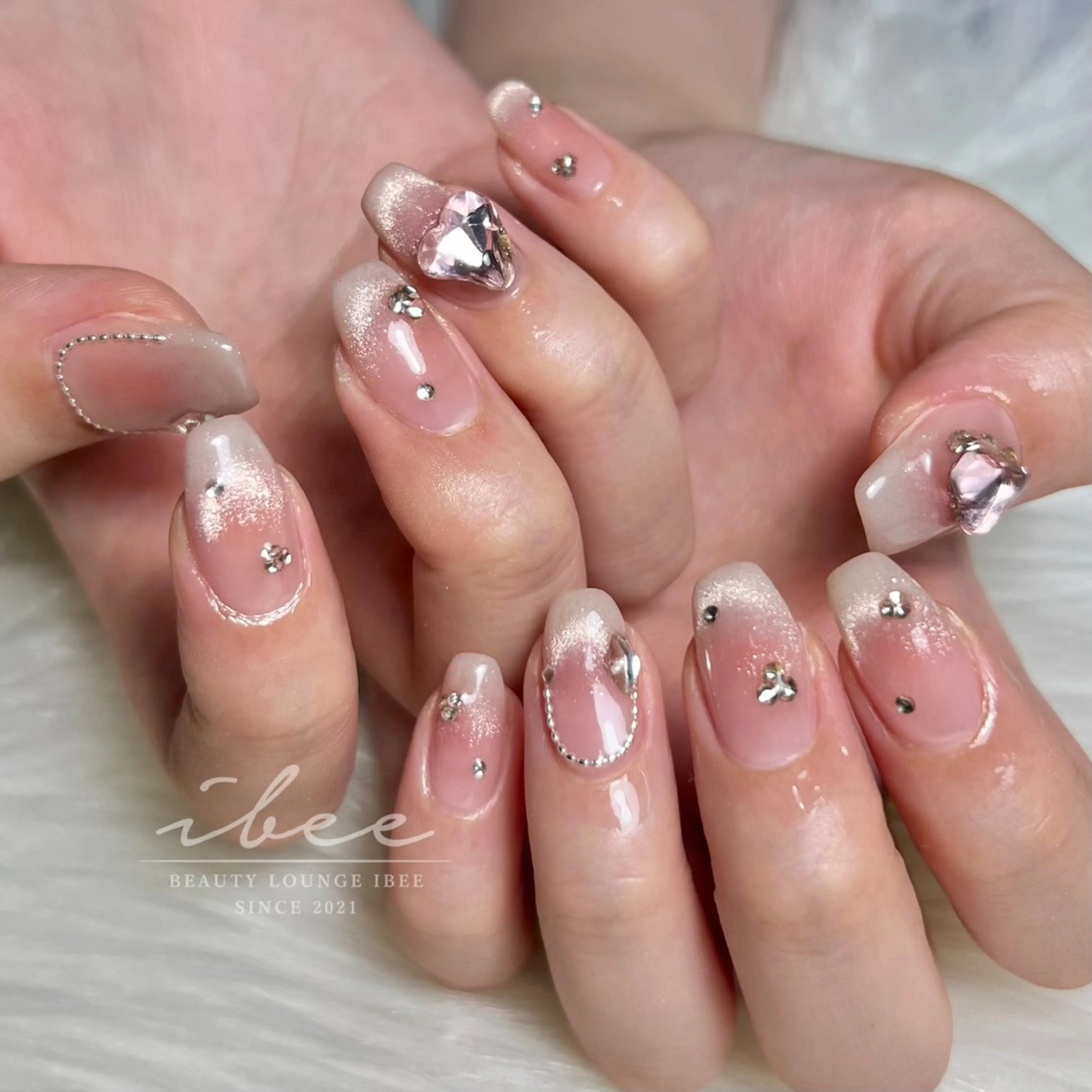 ネイル ハンドネイル ibee nail 🤍yumiのネイルデザイン