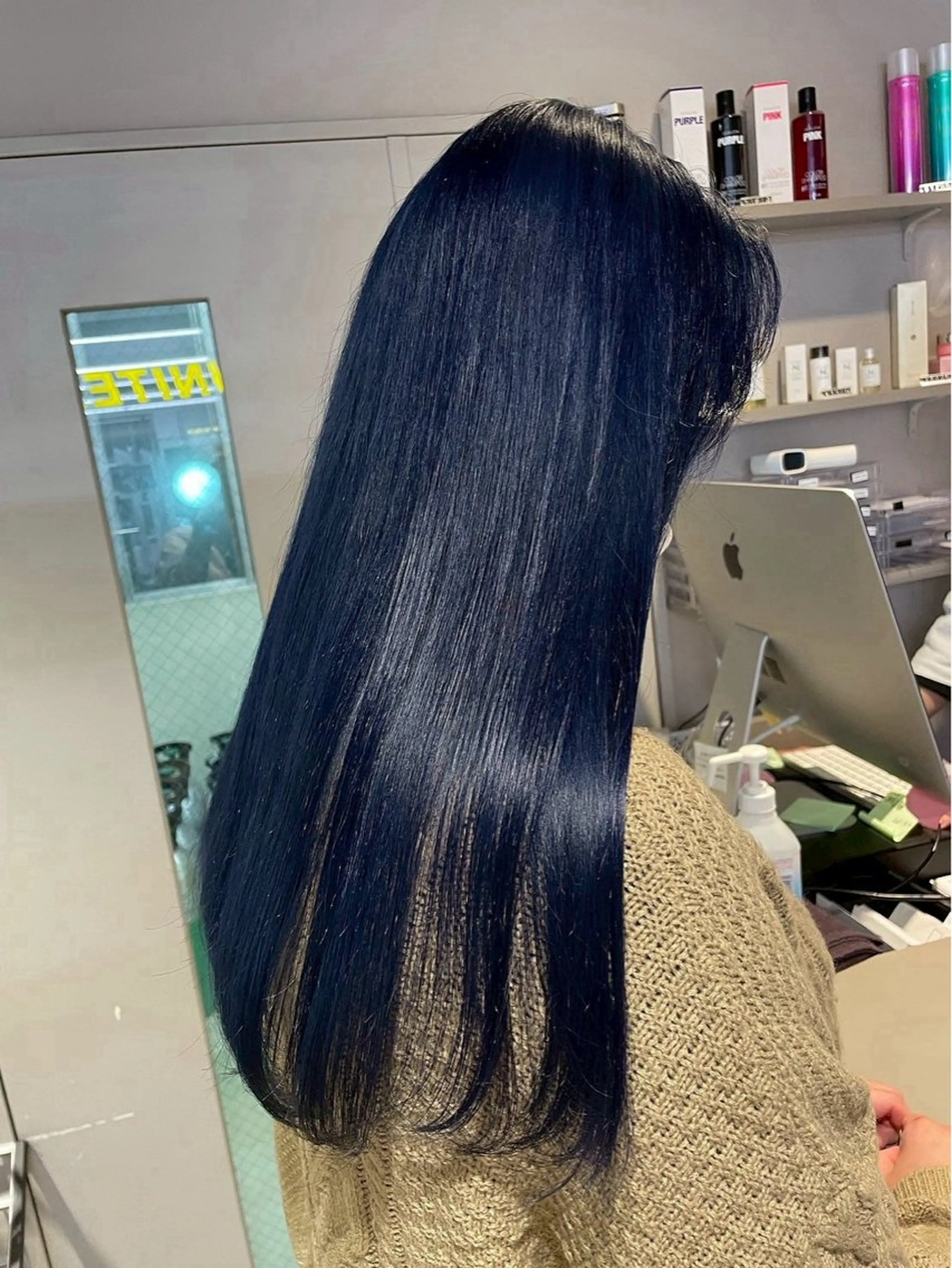 ロング カラー ブリーチ 透明感カラー ダブルカラー ブリーチなしカラー 髪質改善 透明感🤍レイヤー ベージュ‎🤍ピンクのヘアスタイル