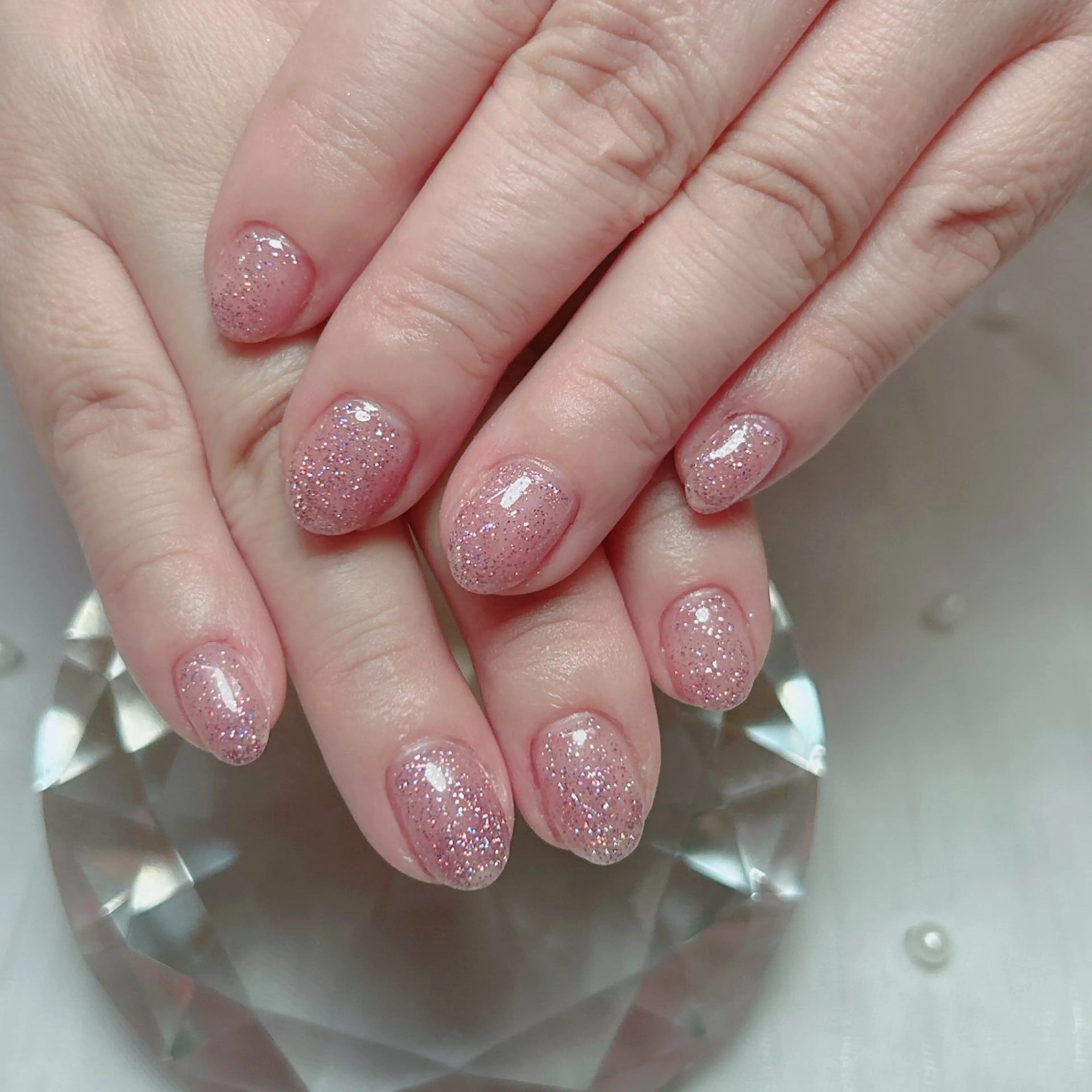 ネイル オーロラネイル フラワーネイル フレンチネイル キラキラネイル ラメ(グリッター) ハンドネイル Cute Tips nailのネイルデザイン