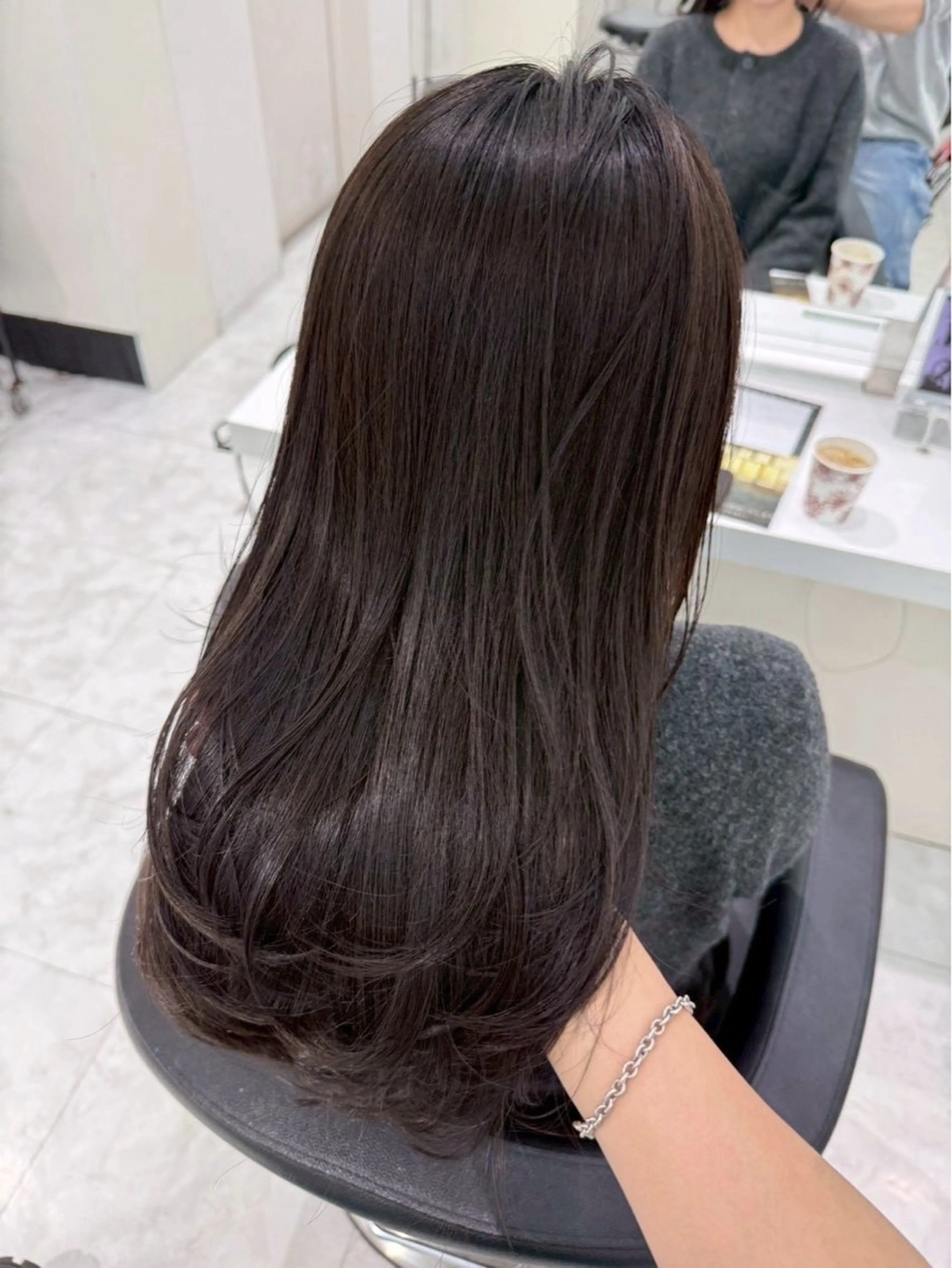 ロング ヘアカラー 透明感/うる艶カラー /RARAKA🤍のヘアスタイル