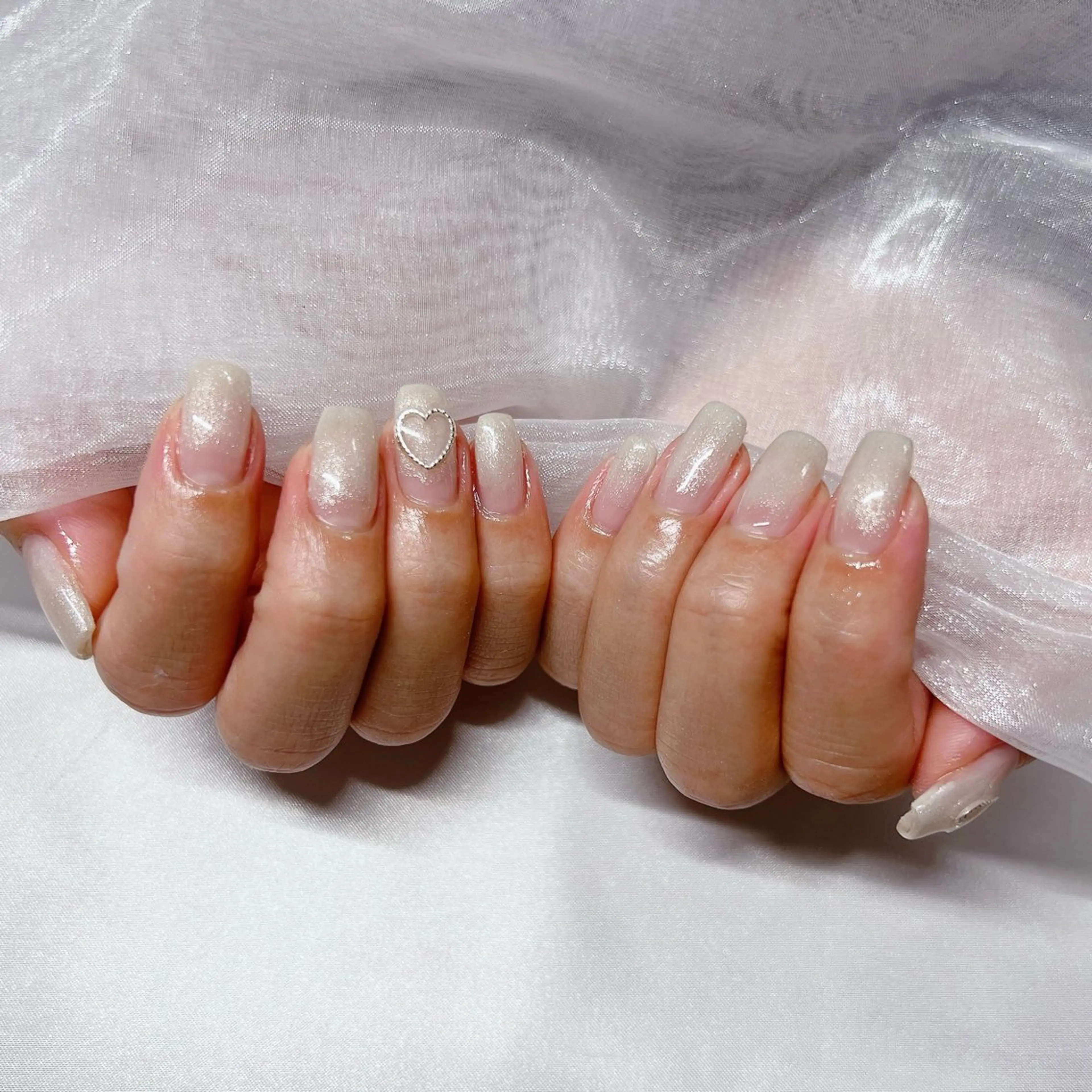 ネイル ジェルネイル 韓国ネイル ラメ(グリッター) マグネットネイル 持ち込み ハンドネイル -nail salon-Reward所属・nail salon Rewardのネイルデザイン