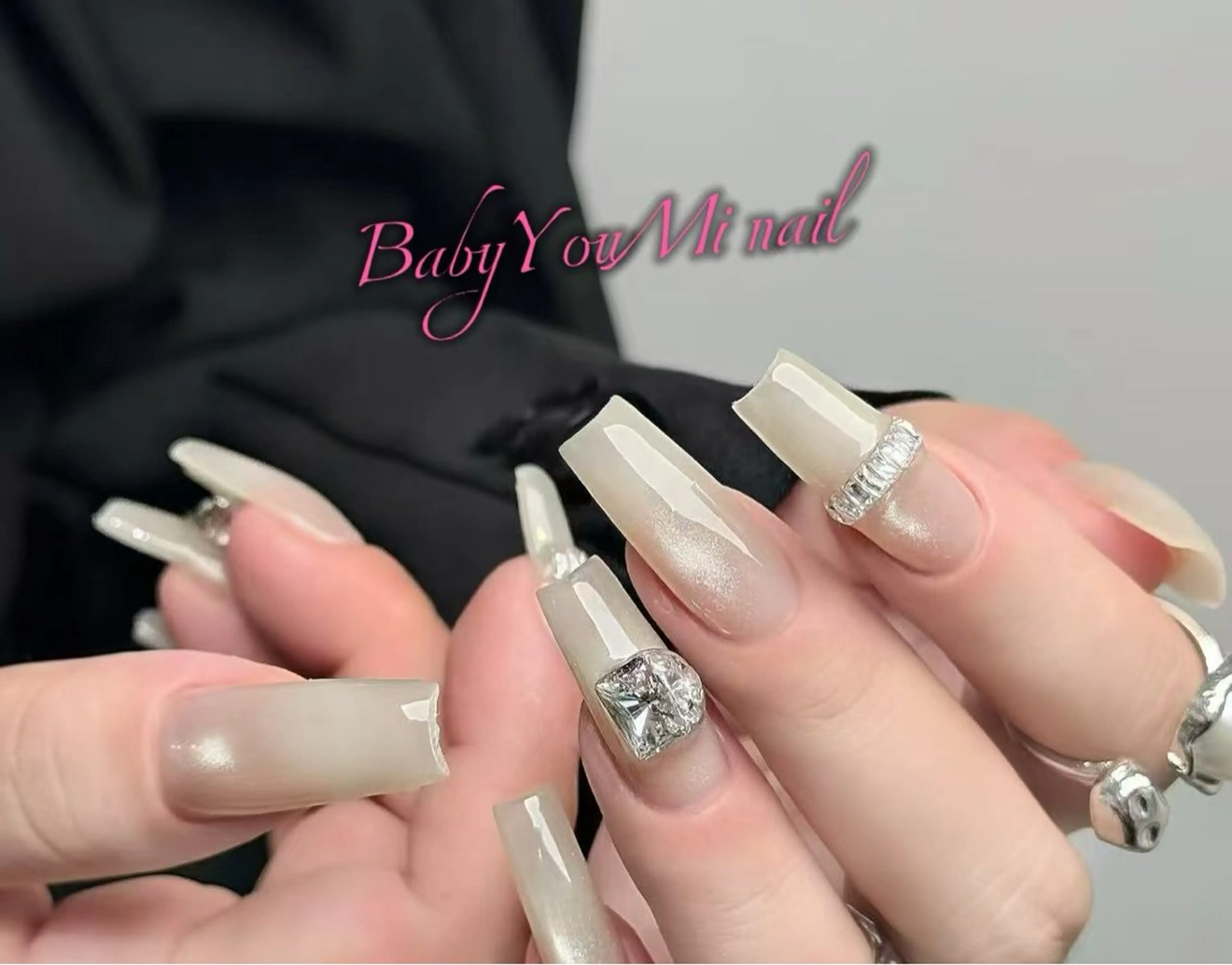 ネイル オーロラネイル 成人式 フットネイル フレンチネイル ジェルネイル ハンドネイル Oomiya 服部のネイルデザイン