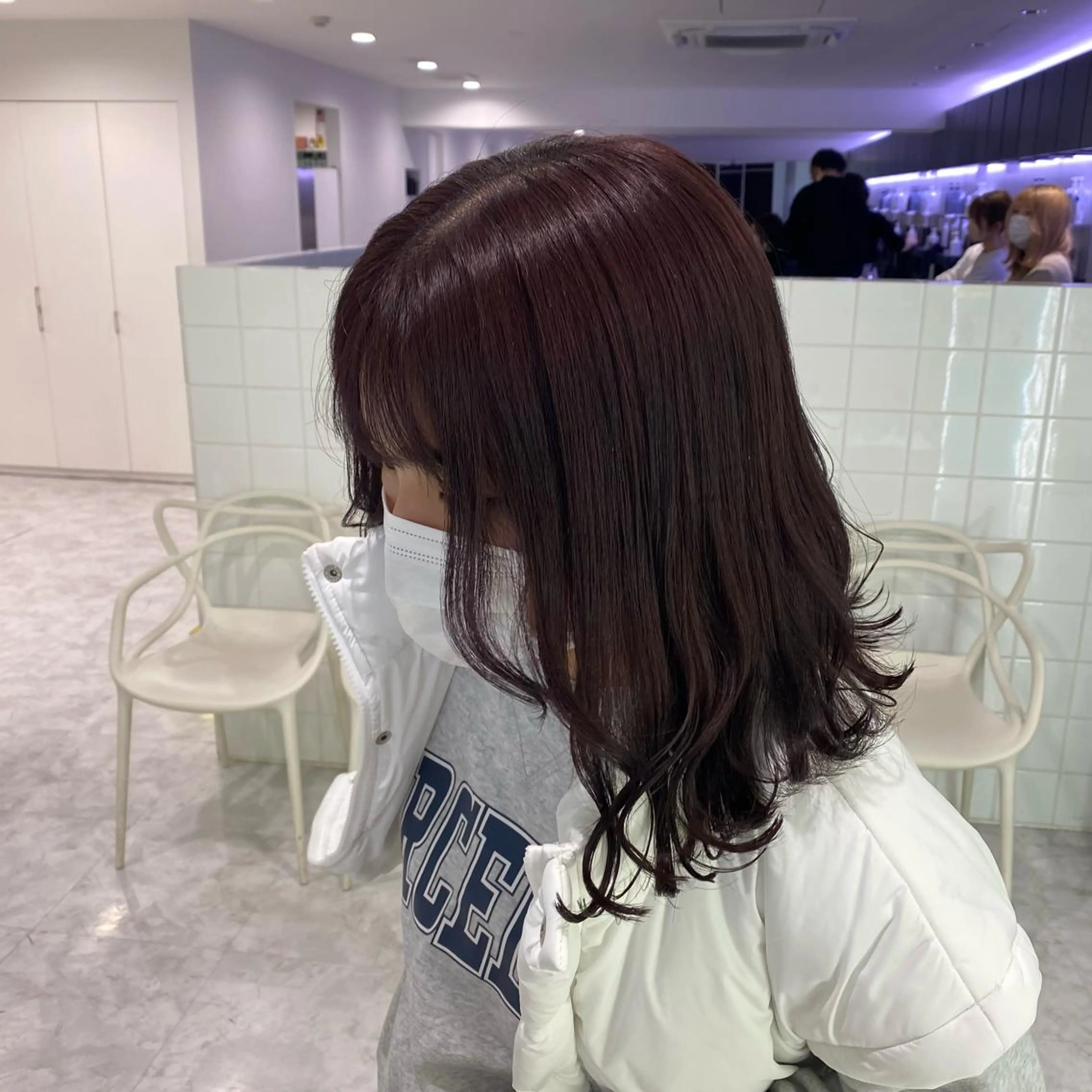 セミロング カラー ヘアアレンジ ヘアカラー トリートメント mai🍑暖色カラー /レイヤー💖のヘアスタイル