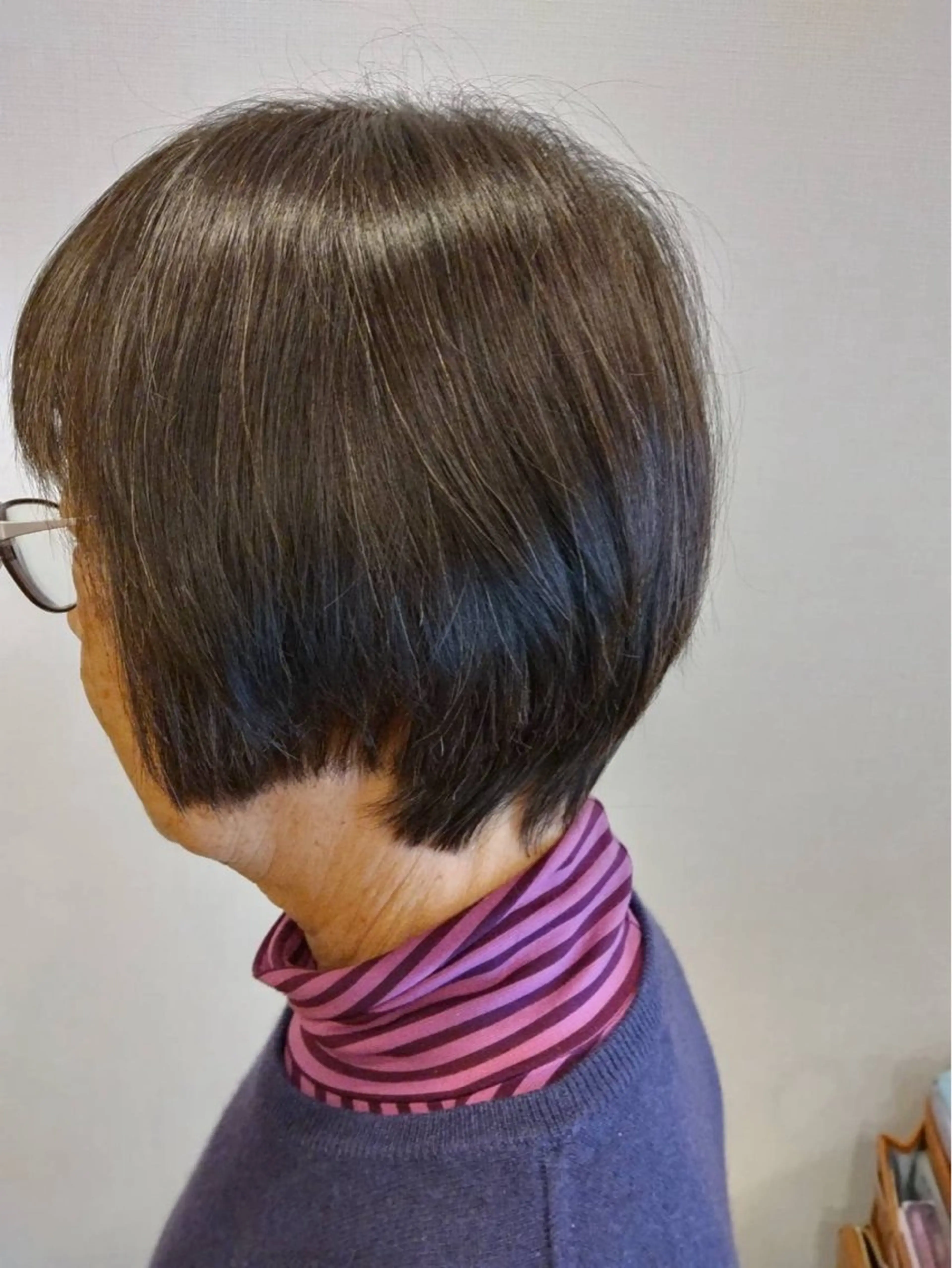 ショート 小鴨 美佳のヘアスタイル