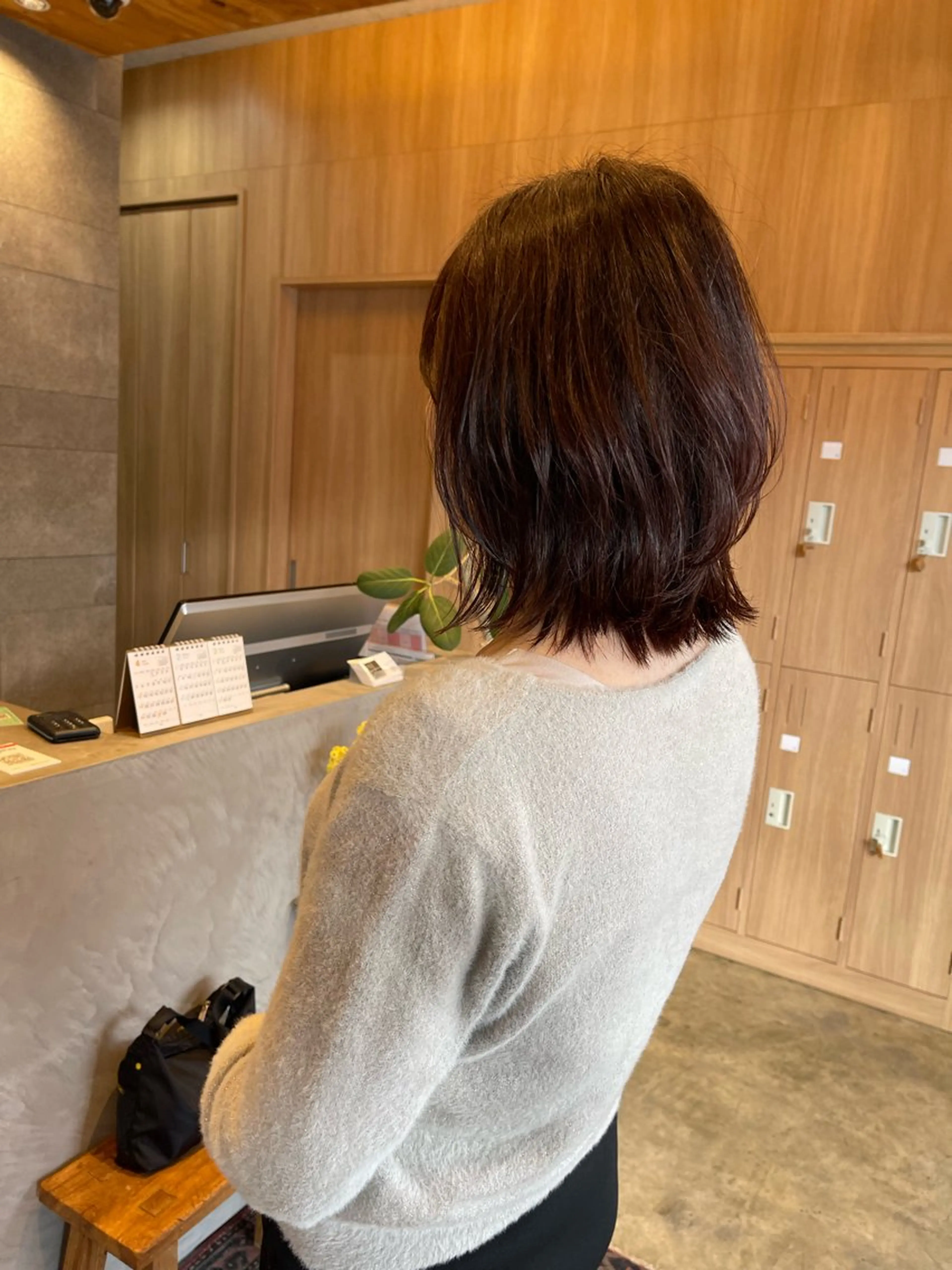 ミディアム 守田 晏奈のヘアスタイル