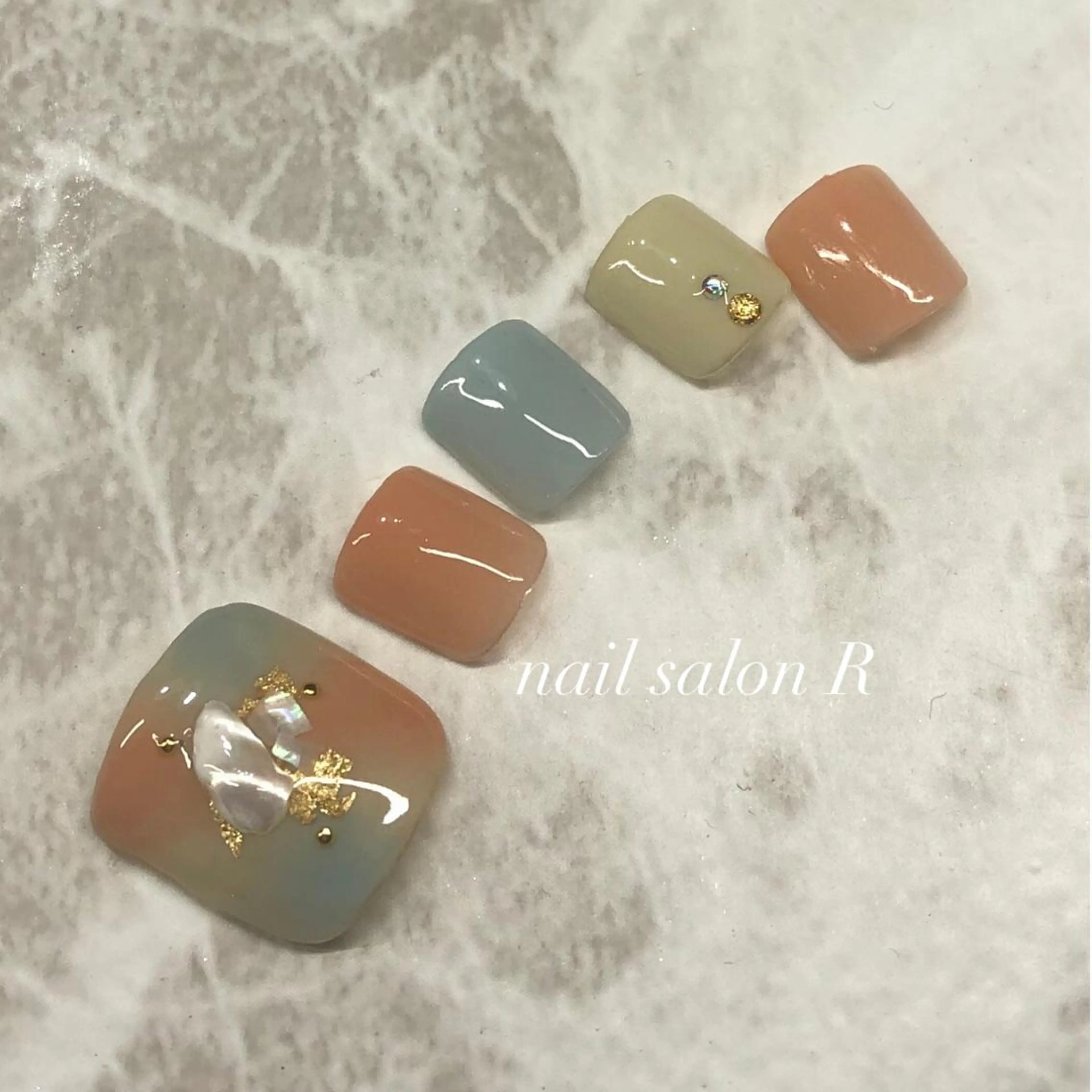 ネイル フットネイル nail salon Rのネイルデザイン