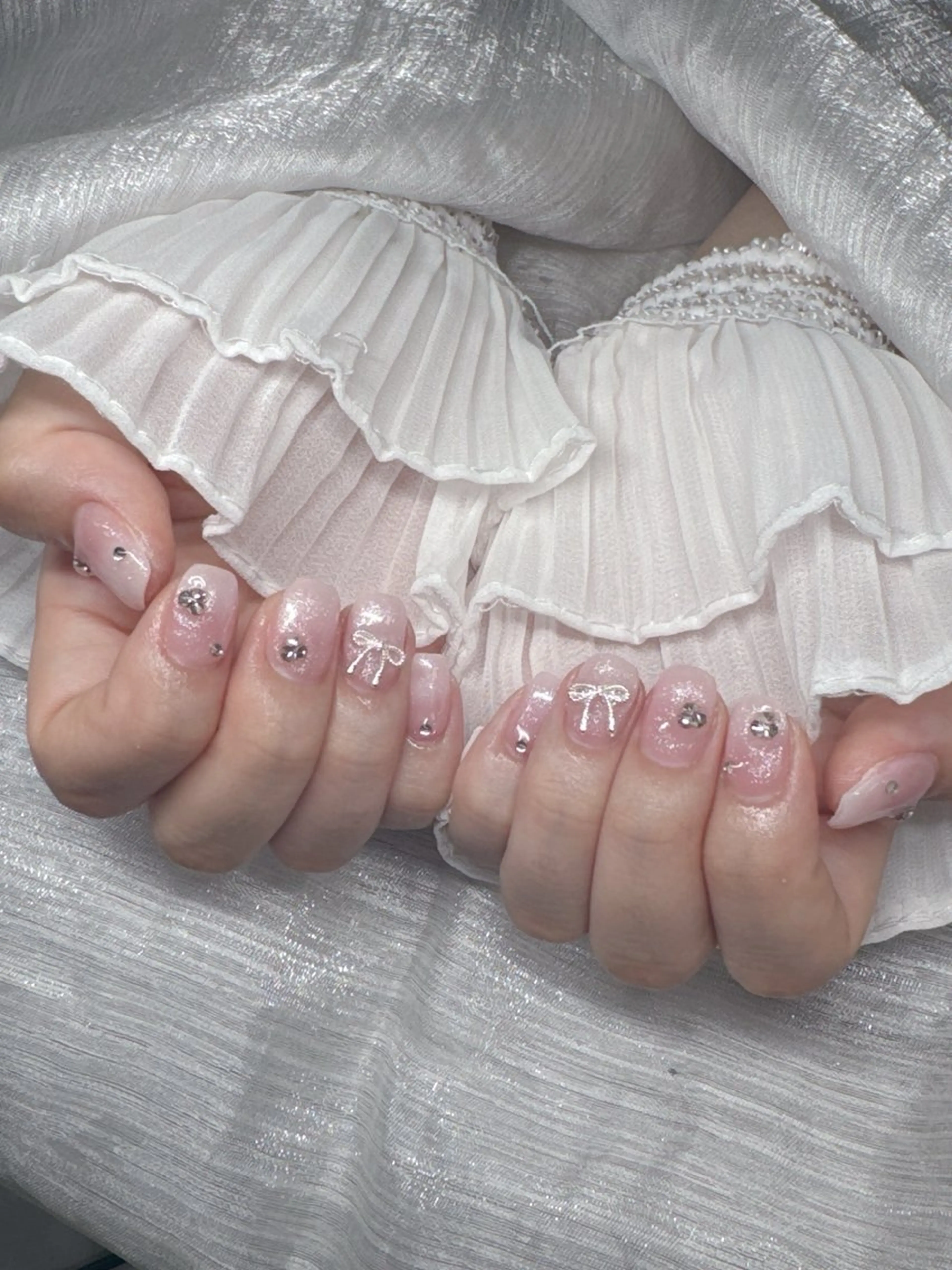 ネイル オーロラネイル チークネイル 長さ出し フットネイル フレンチネイル ハンドネイル Lee Ainのネイルデザイン