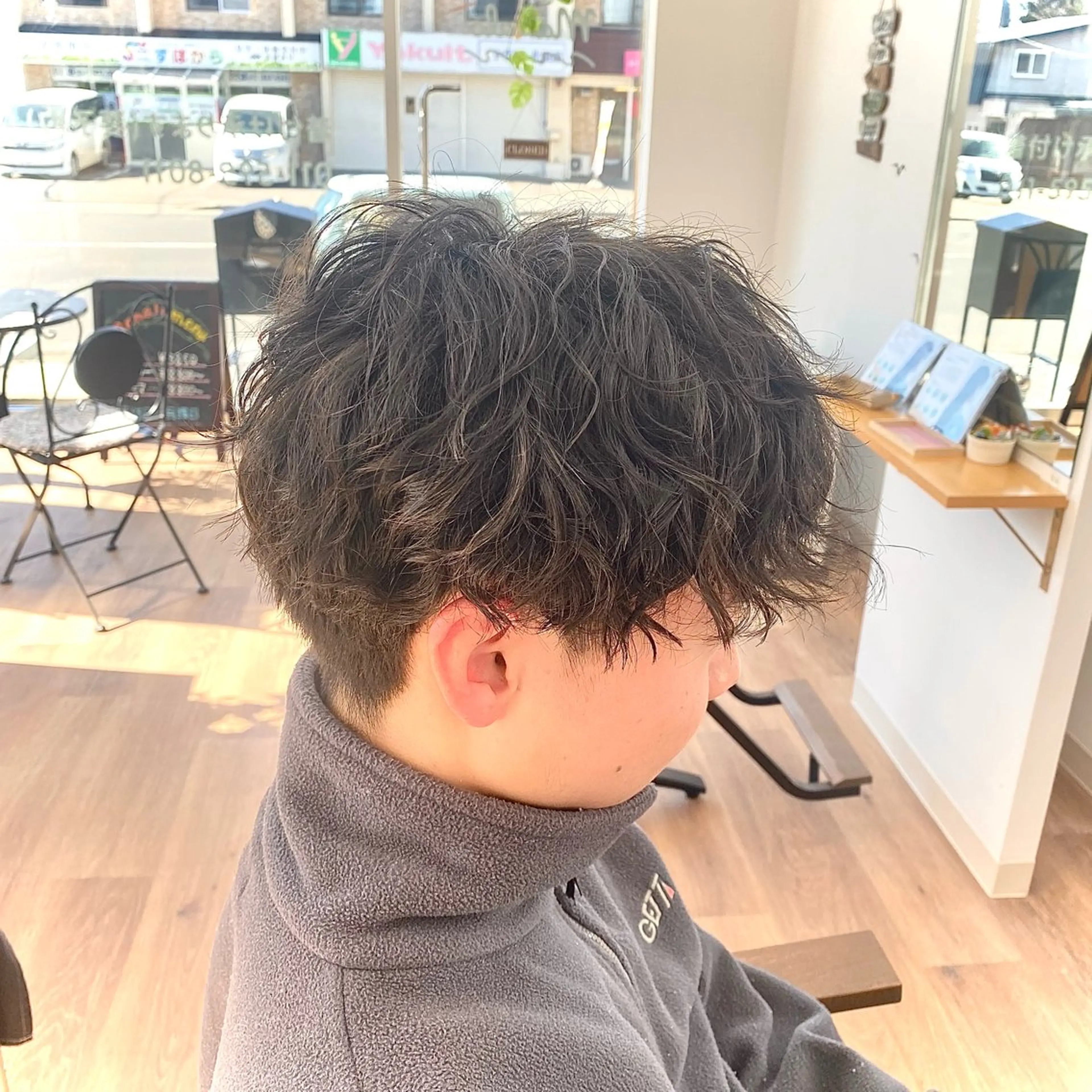 ✨学生限定🧑🎓レディース.メンズ大歓迎✨カット+各種パーマ+前処理ケア付き⭐️の写真