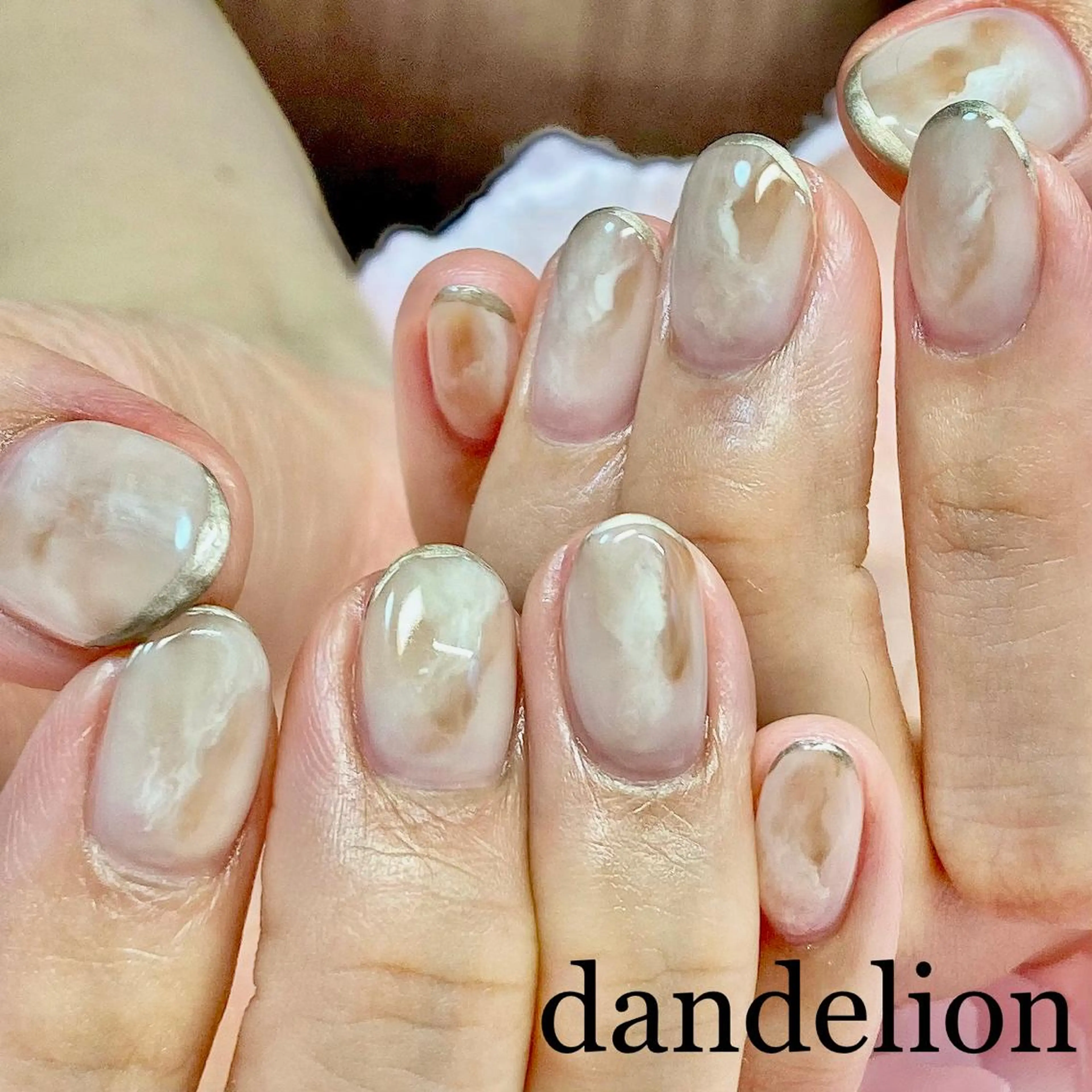 ネイル ハンドネイル ハンドケア dandelion ダンデライオンのネイルデザイン