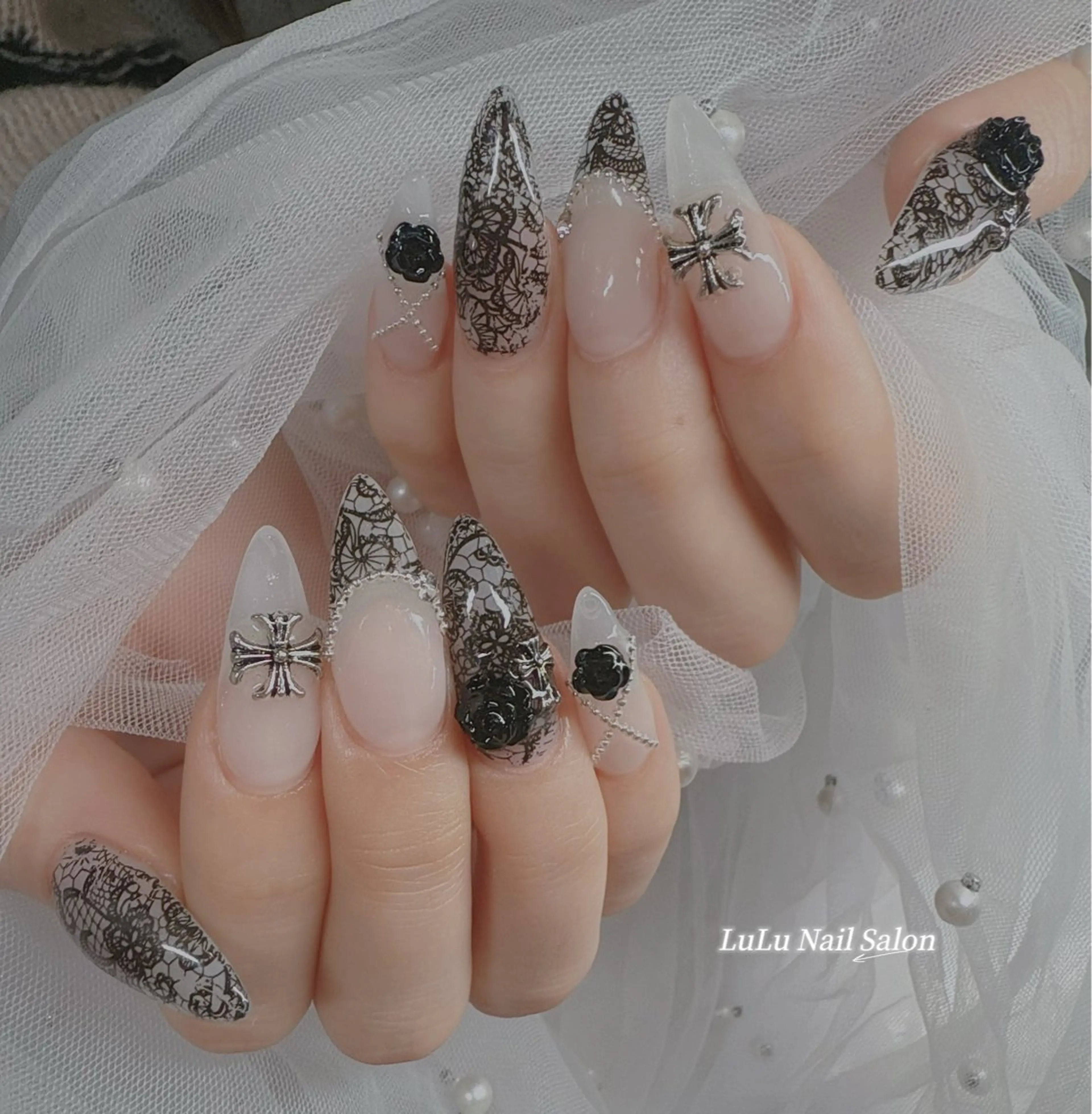 ネイル レース ハンドネイル LU LU NailSalonのネイルデザイン