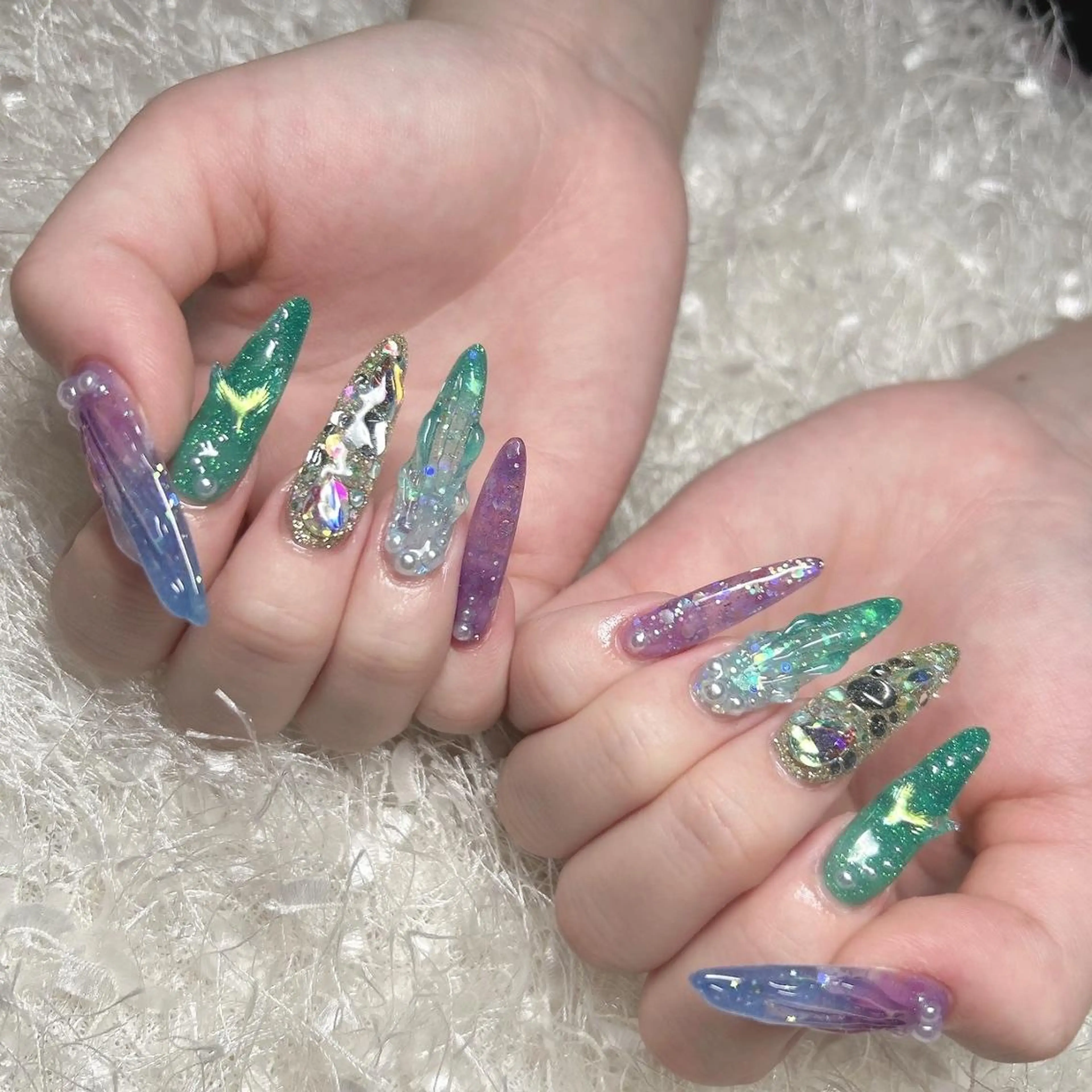 ネイル オーロラネイル 長さ出し フレンチネイル ジェルネイル グラデーション ハンドネイル Nail&eye Belire 新宿のネイルデザイン