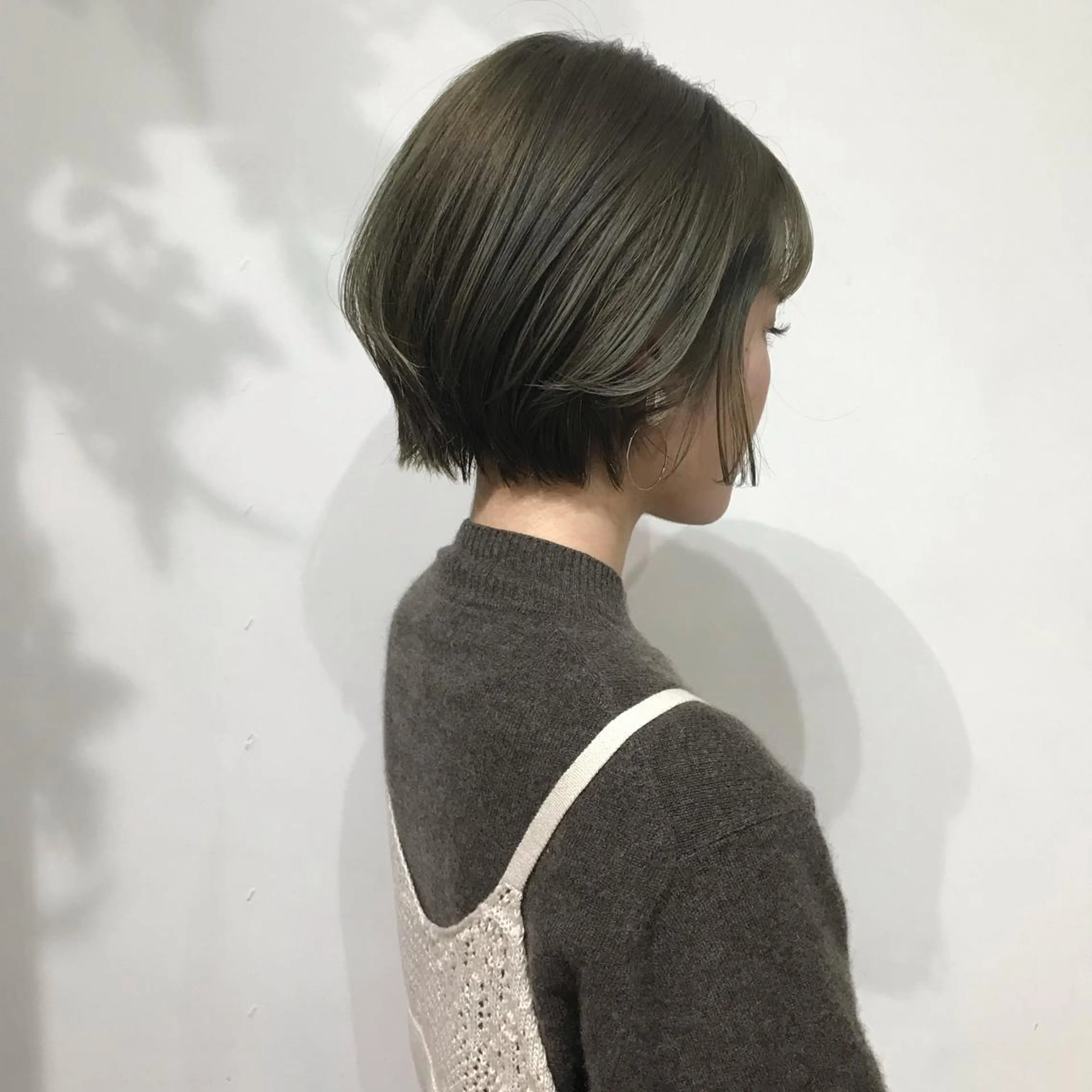 ショート カラー ヘアカラー トリートメント レイヤー/顔周り /AKARIのヘアスタイル