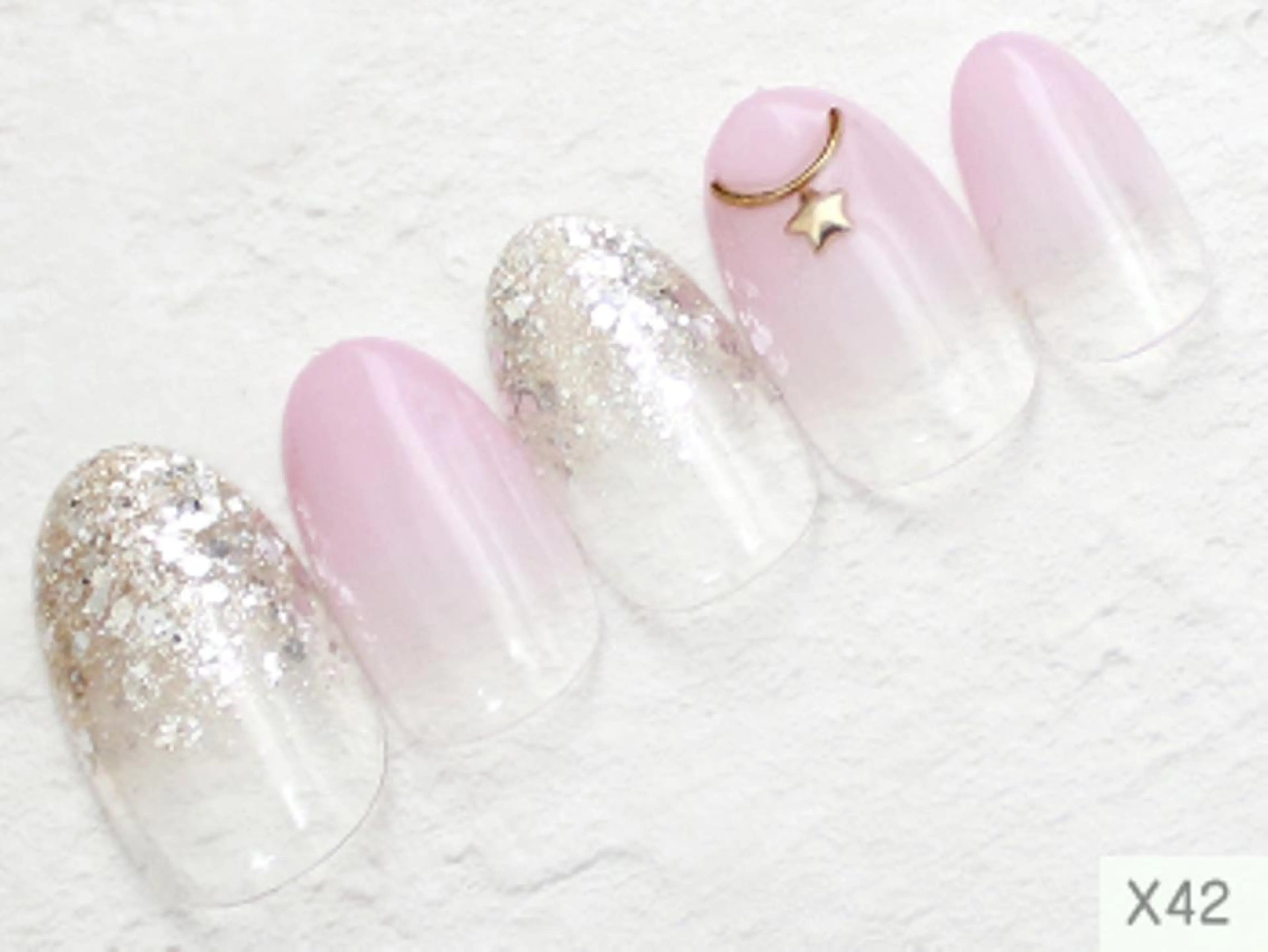 ネイル ジェルネイル マグネットネイル 🤍 Jan🤍のネイルデザイン