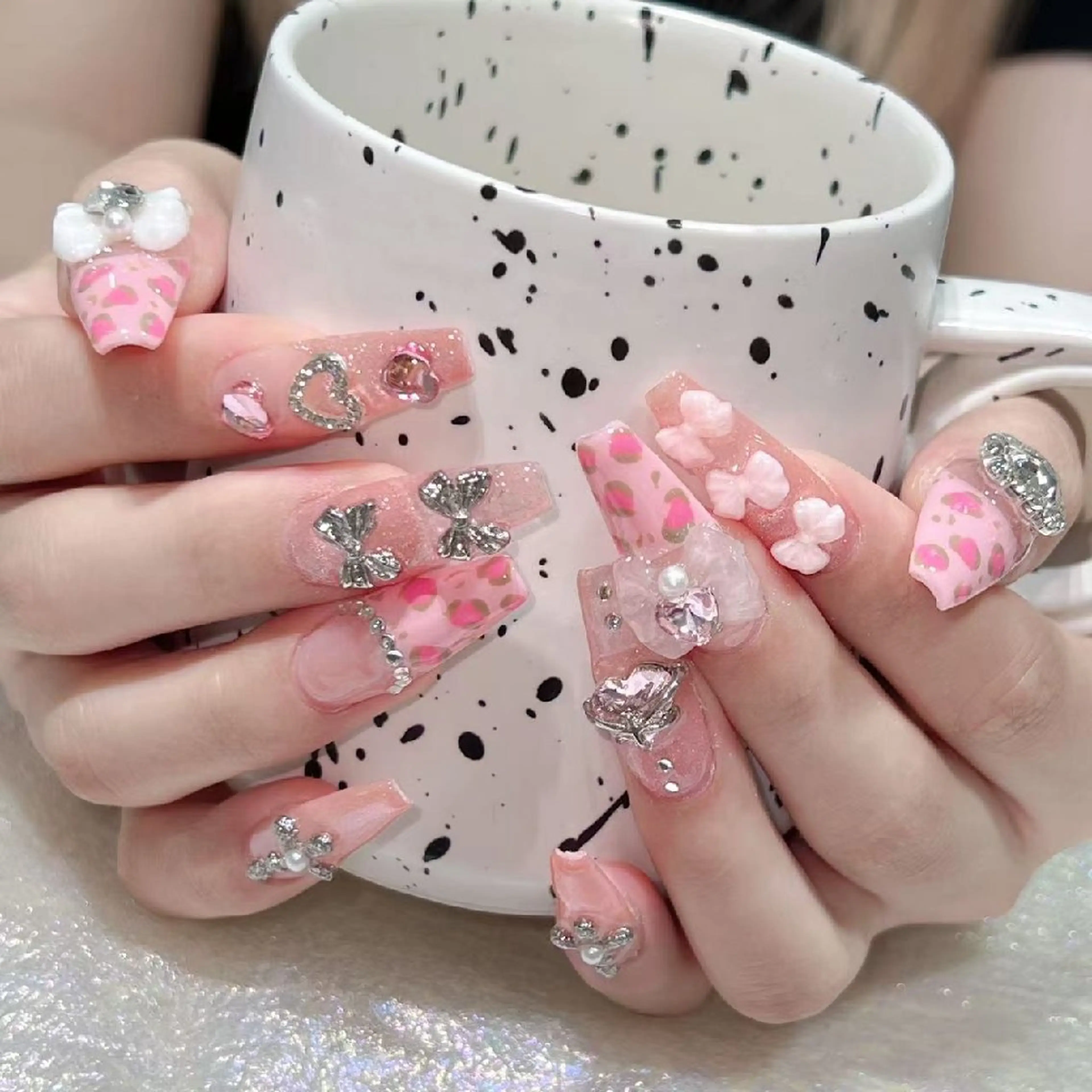 ネイル ハンドネイル Queen's ゆなのネイルデザイン