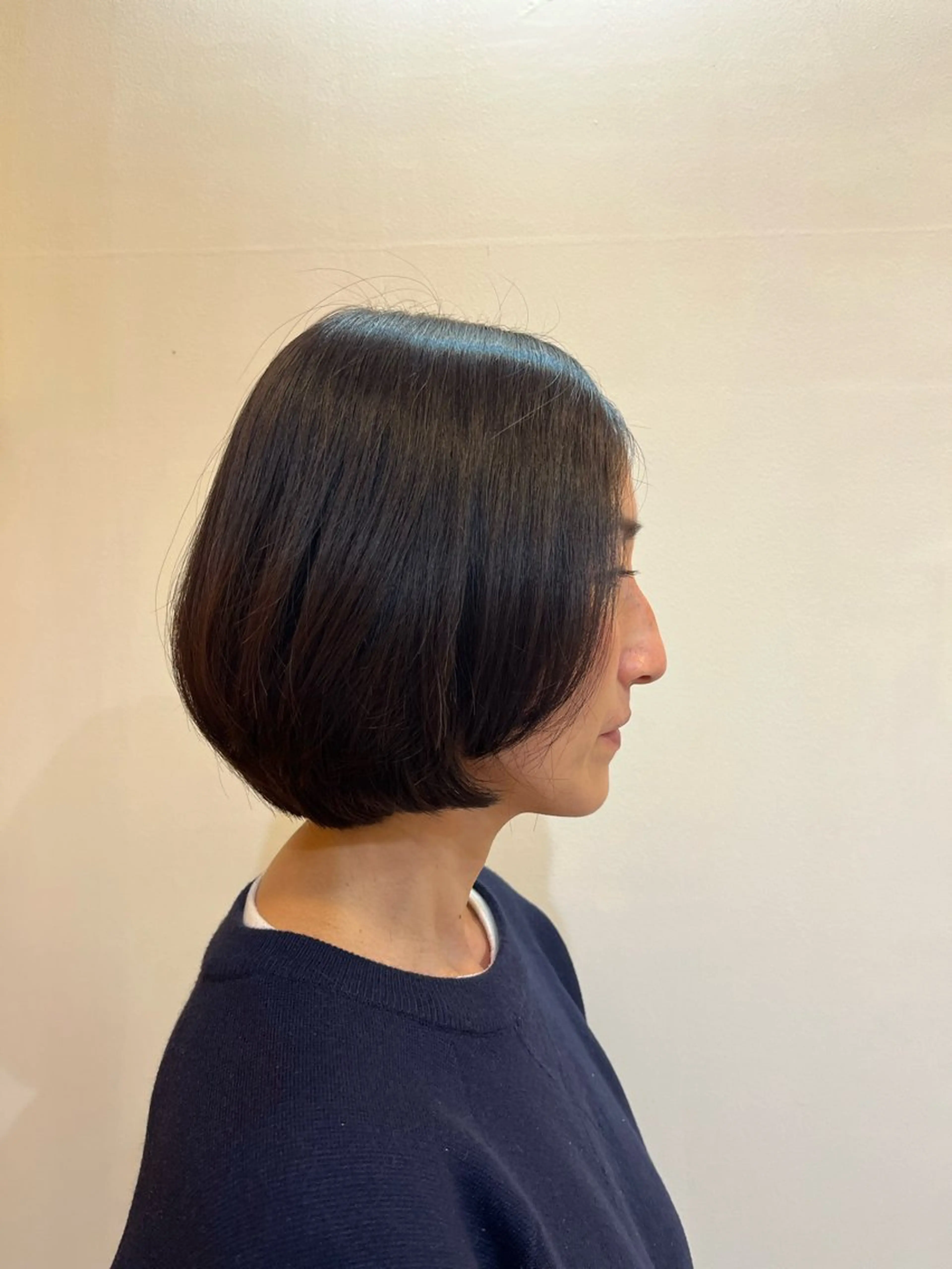 ミディアム 関 美奈のヘアスタイル