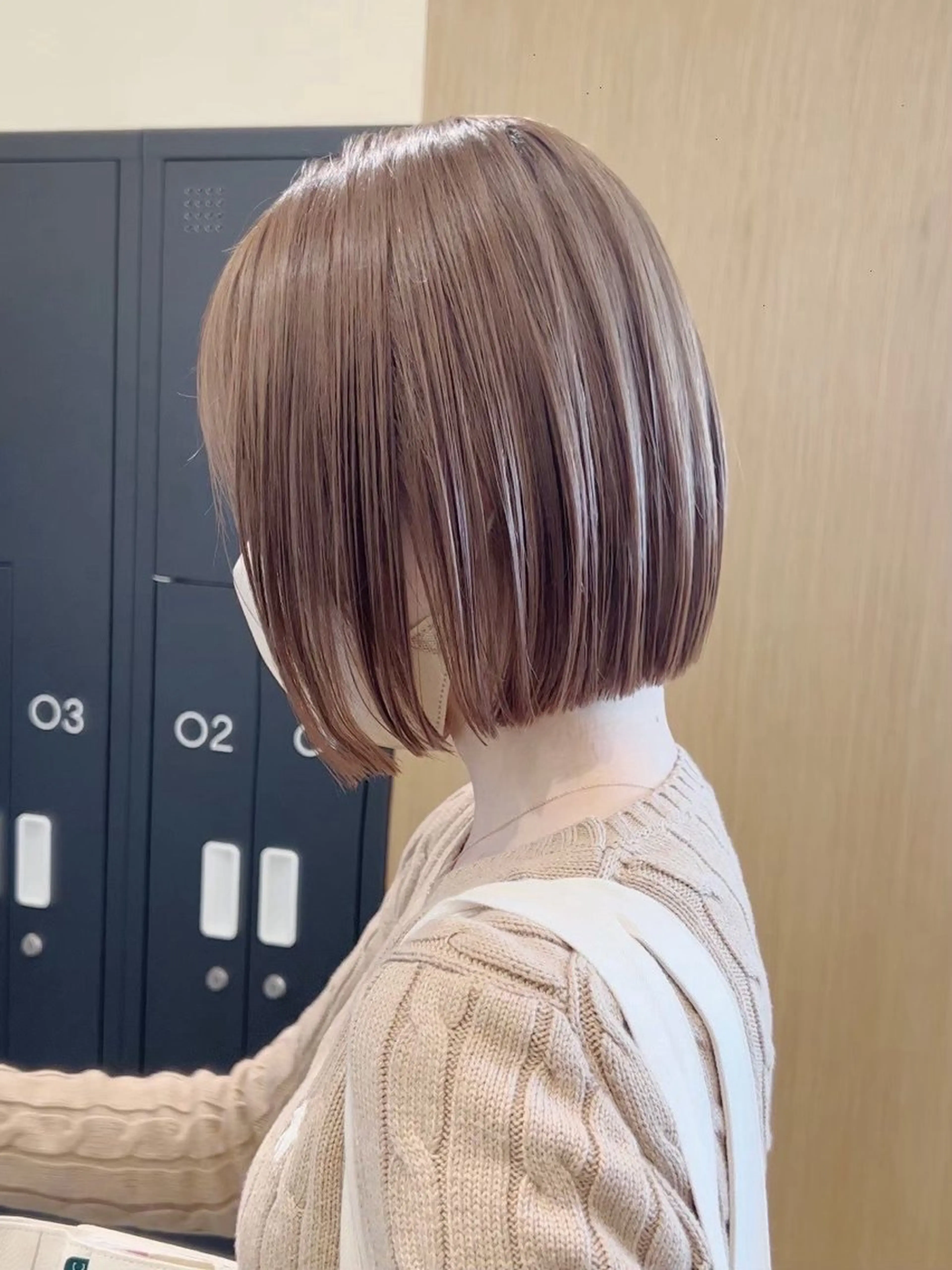 カット＋ダブルカラー【ボブスタイル】の写真