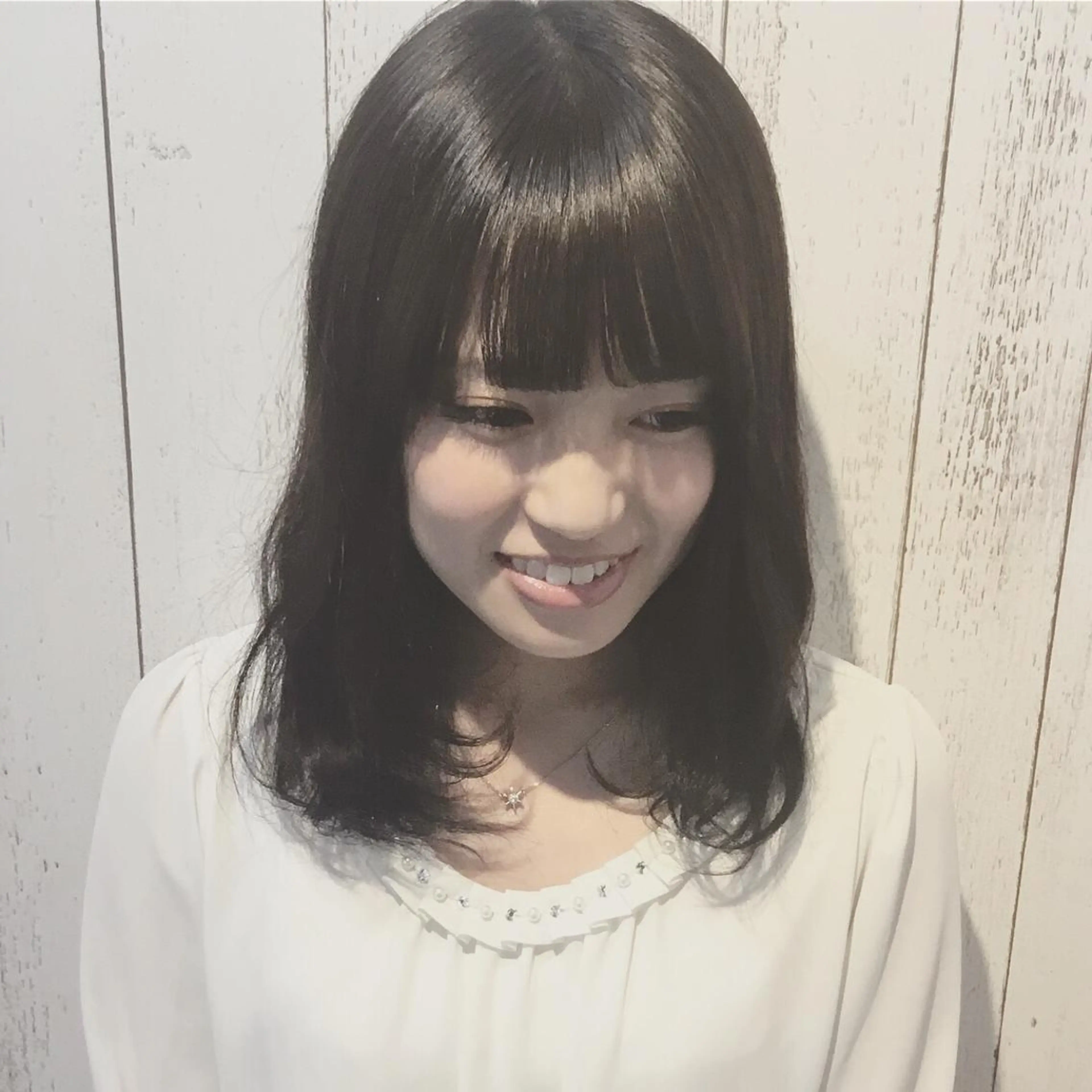 ミディアム カラー パーマ embrace エンブレイスのヘアスタイル