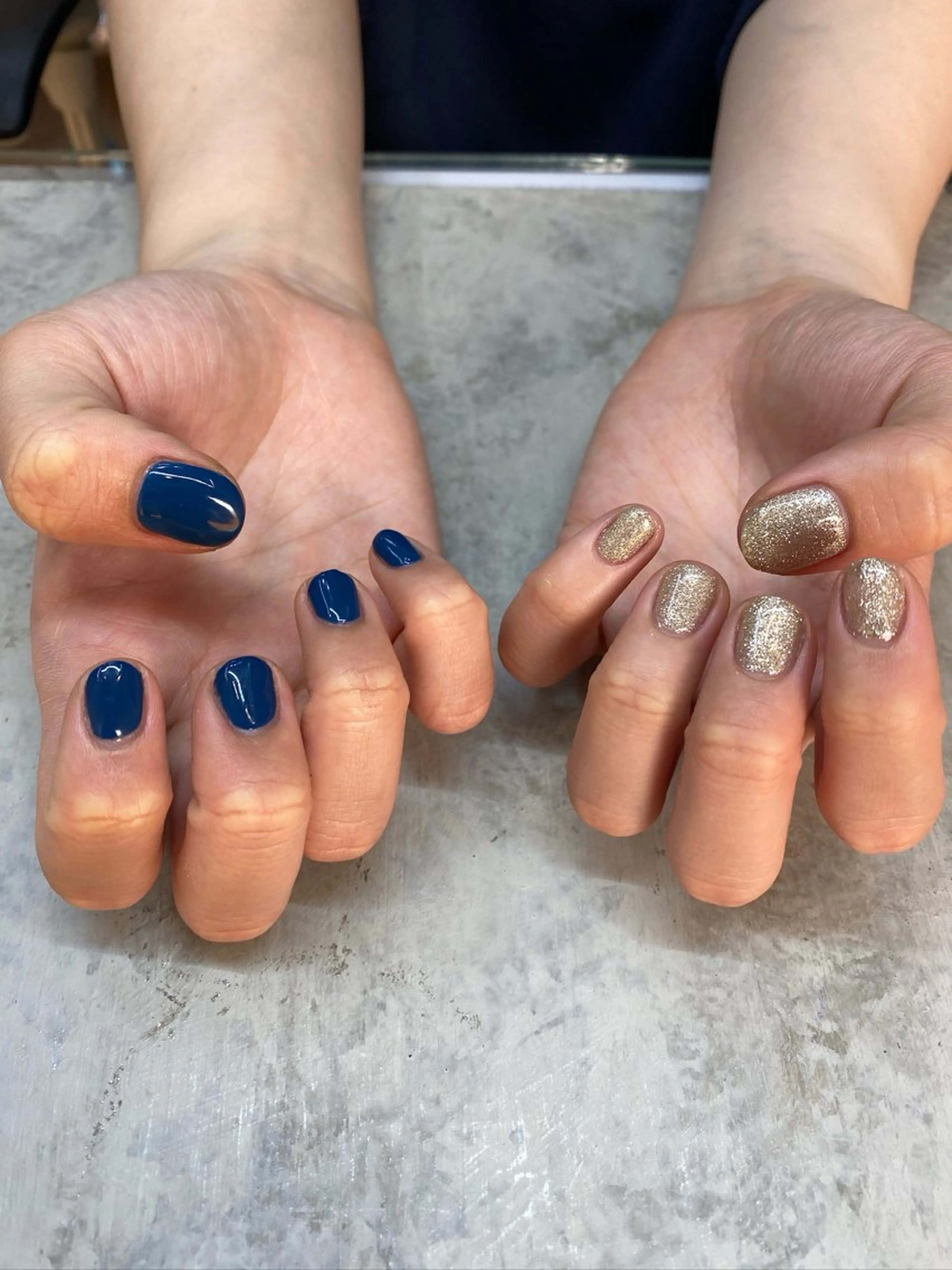 ネイル シルバー ハンドネイル シンプリーワン 渋谷店🪄MOENAのネイルデザイン