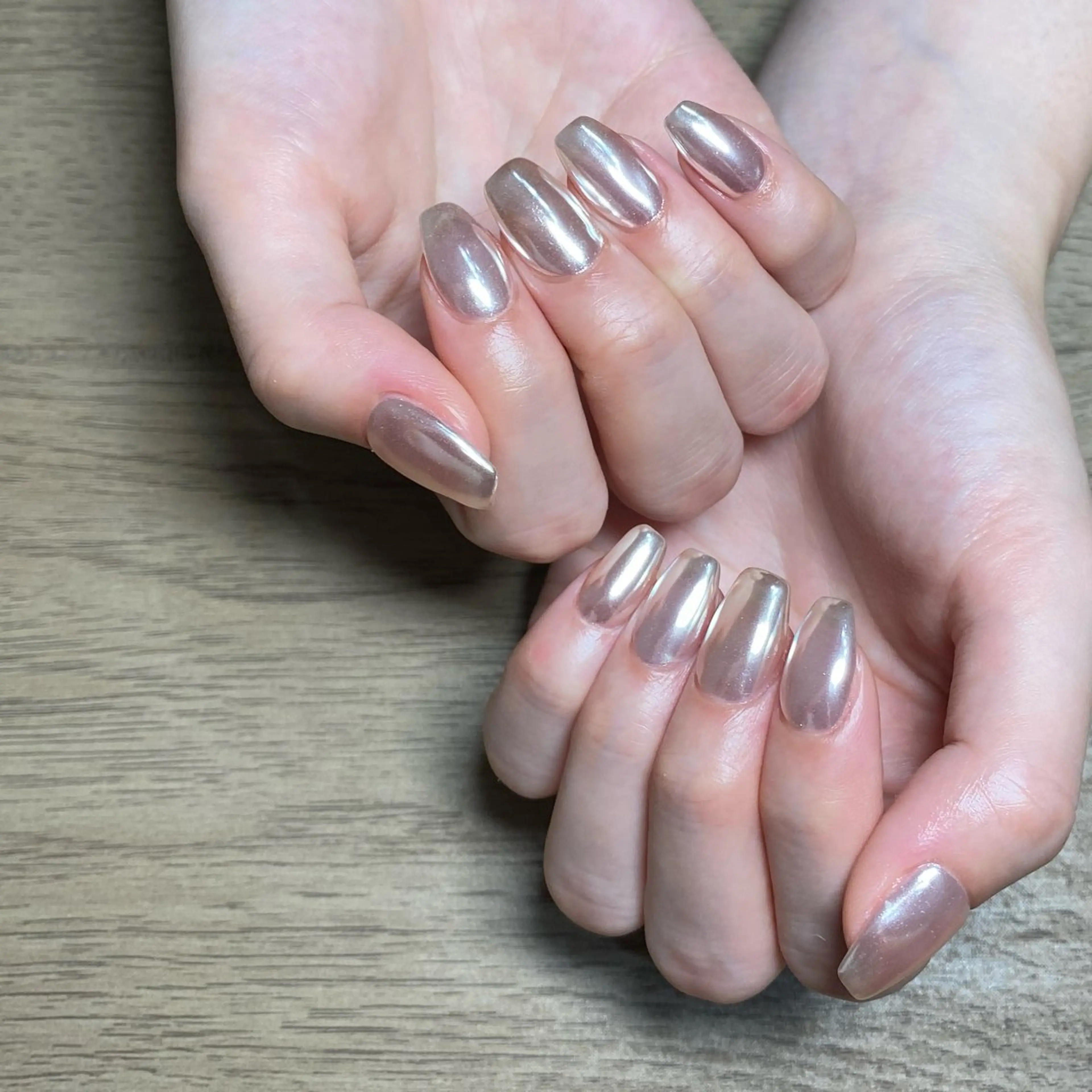 ネイル ミラーネイル うえぽん 🌟のネイルデザイン