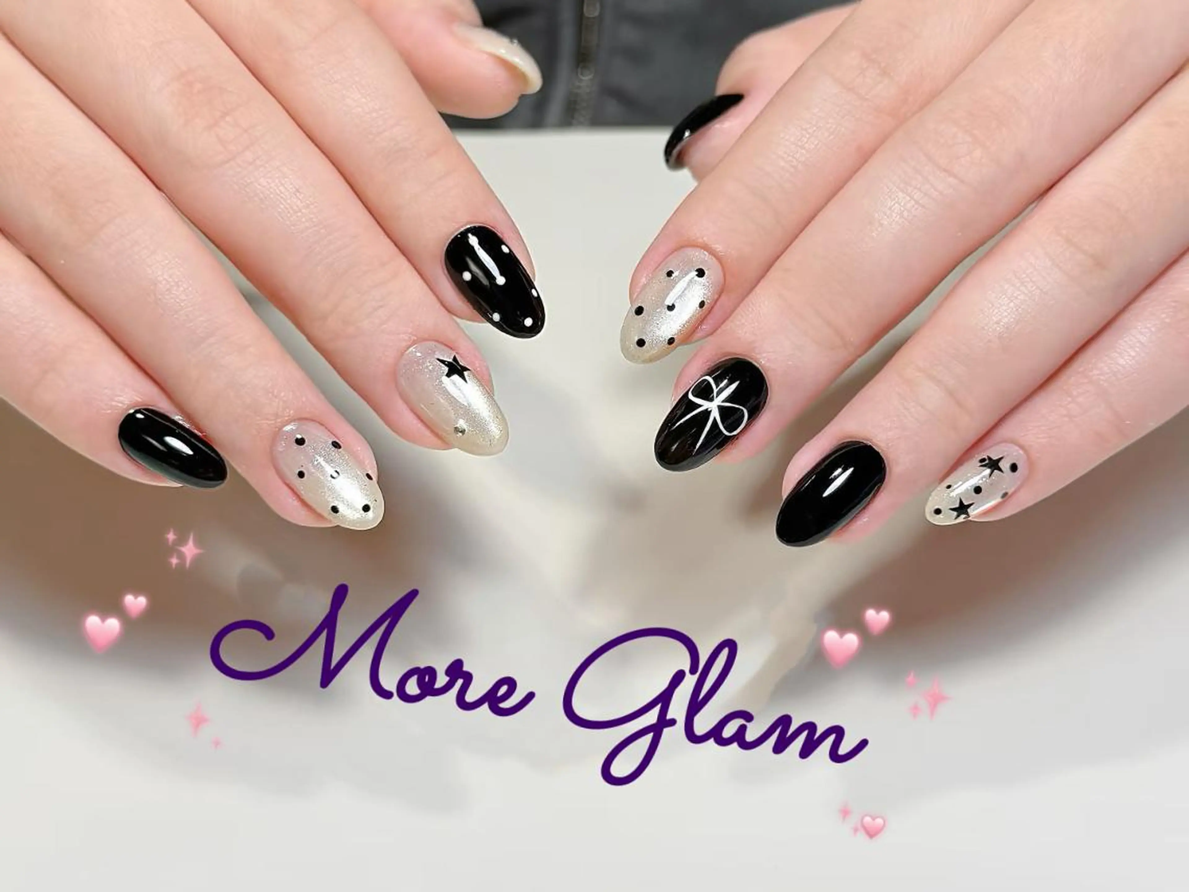ネイル 長さ出し フットネイル フレンチネイル ジェルネイル ガラスフレンチ MoreGlam Nailsのネイルデザイン