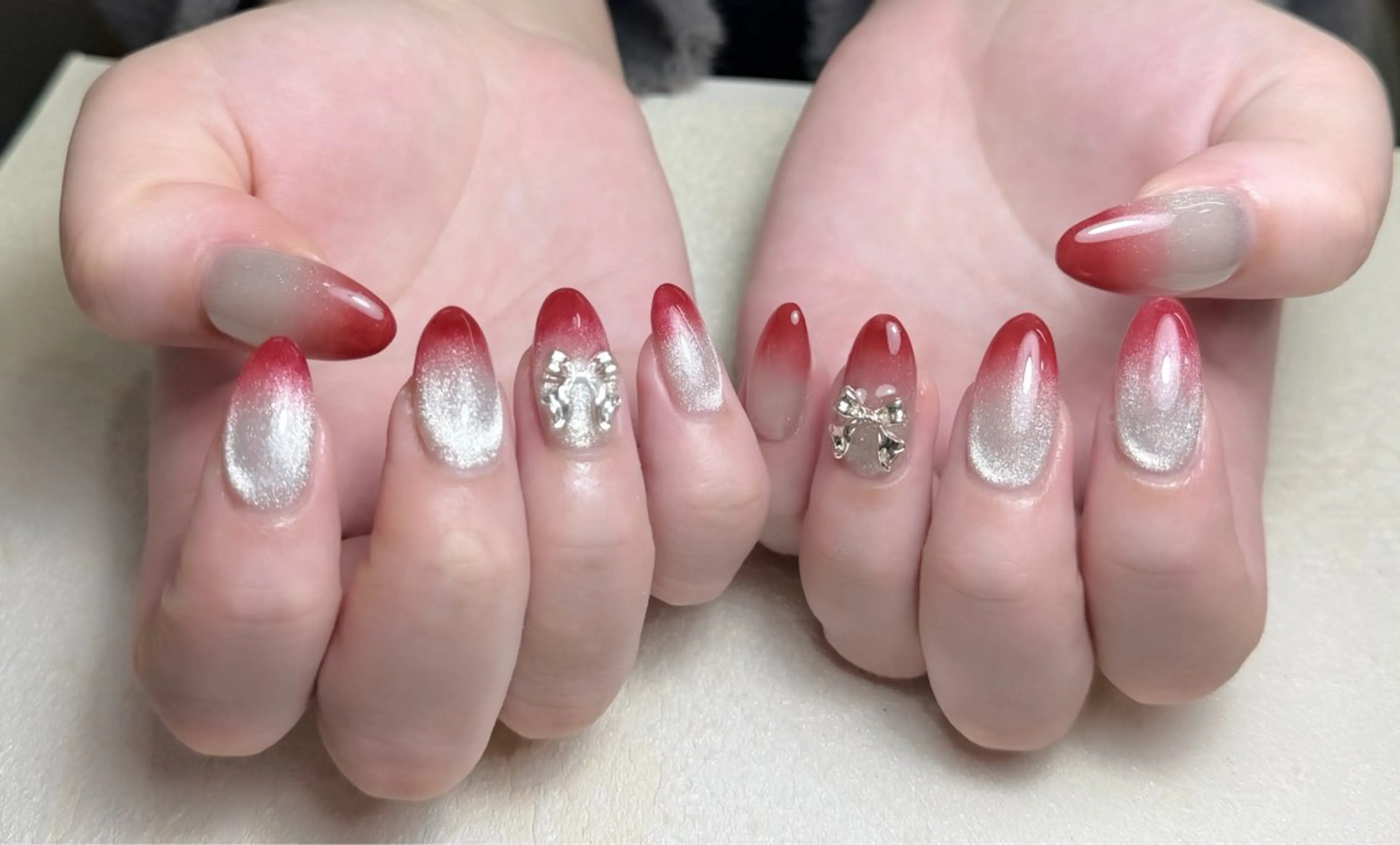 ネイル オーロラネイル 長さ出し フットネイル フレンチネイル ジェルネイル ハンドネイル 中野駅から2分 MEO NAILのネイルデザイン